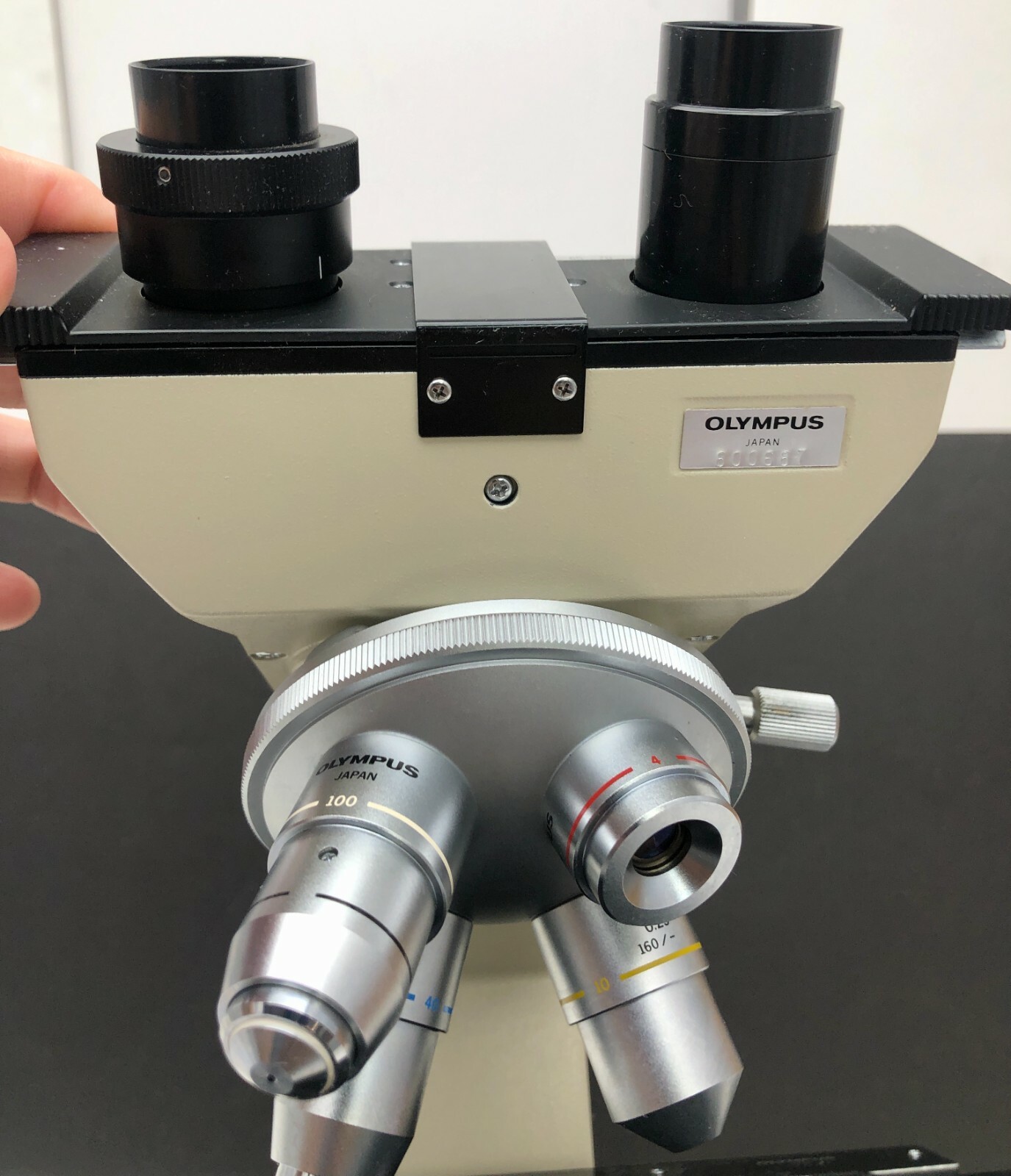 Olympus CHS CH-2 Binocular Head Microscope ,objectives E A4x,10x 40x 100x READ