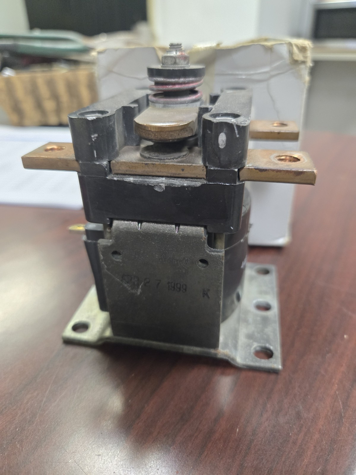 CTTA300AH160XN GOOD USED GE CONTACTOR TYPE A 60V 225A FREE SHIPPING!