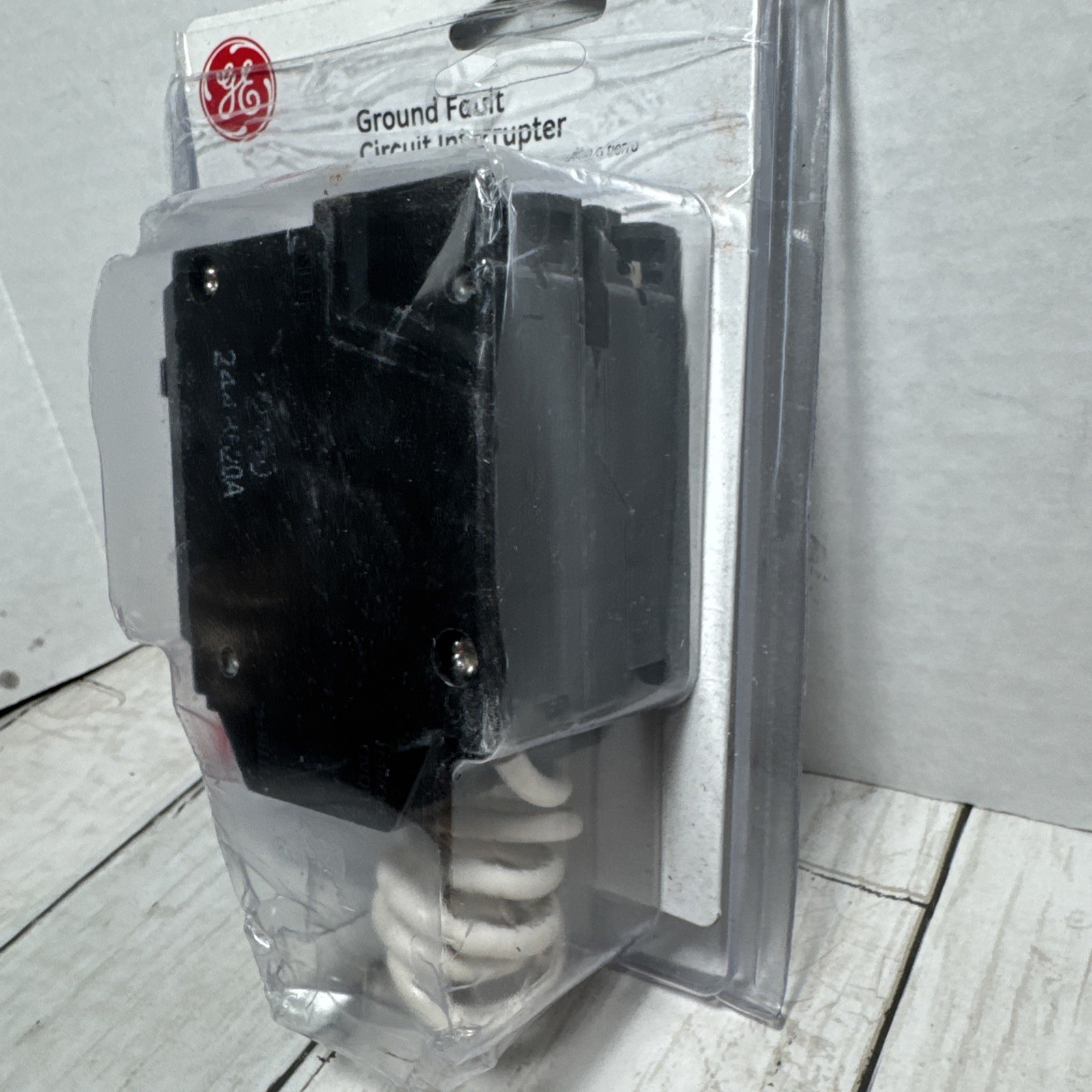 GE THQL2150GFT2PGround Fault Circuit Interrupter Breaker 2 Pole 50A 240V