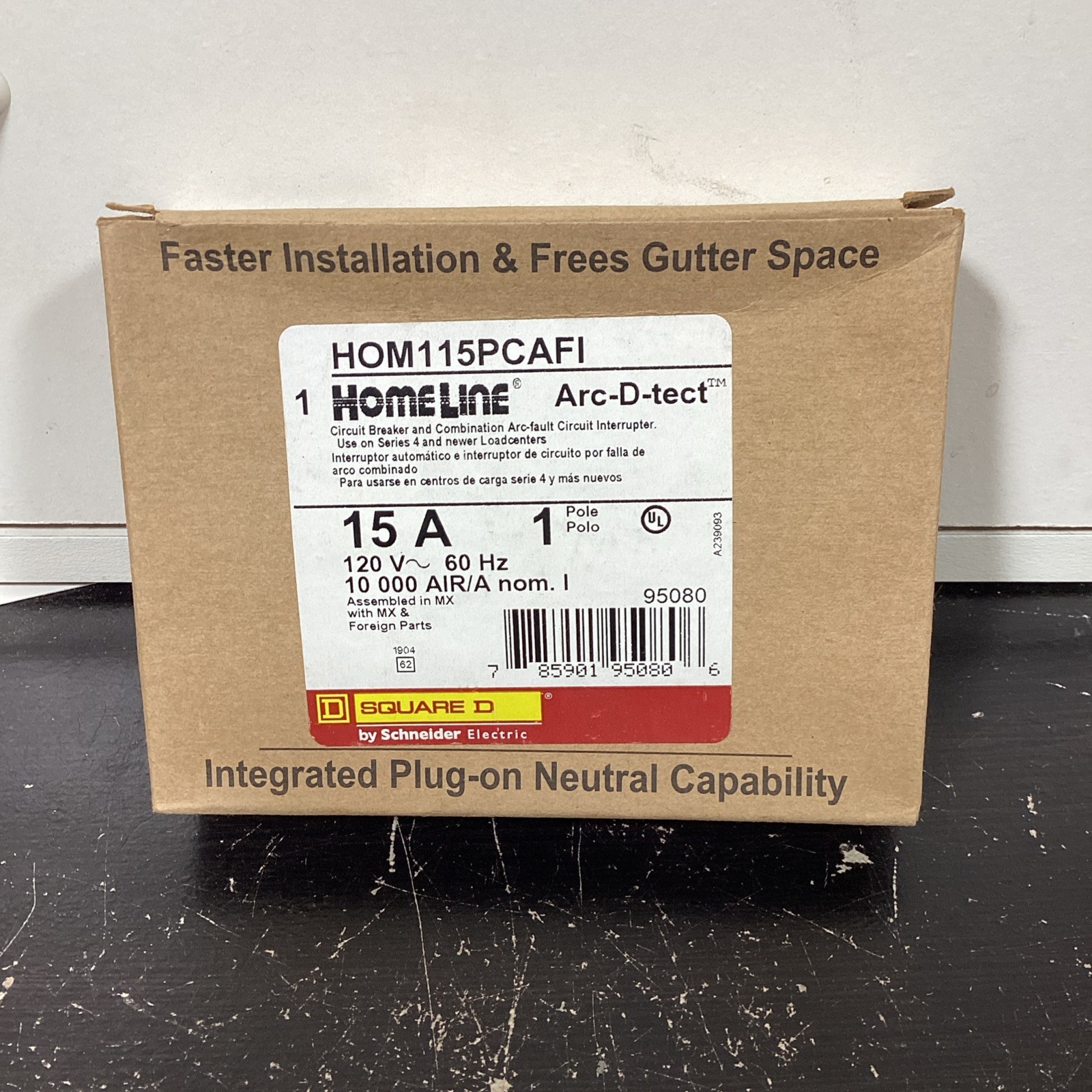 Square D HOM115PCAFI 15A Plug-On Neutral Arc-Fault Breaker – Homeline – NIB