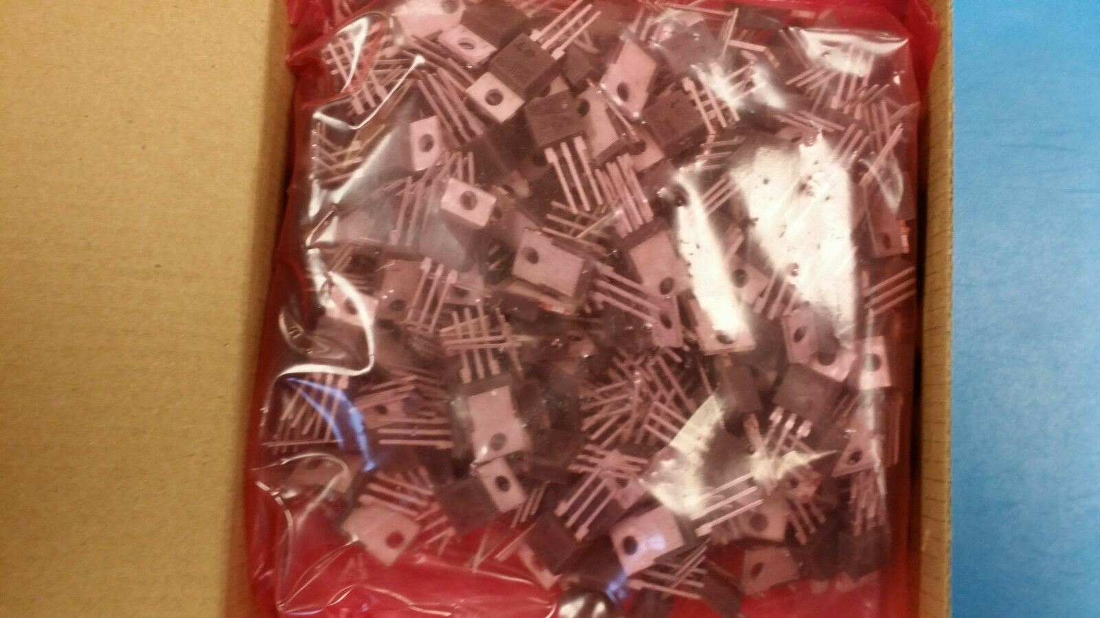 (5PCS) S6010LS3 SenSCR 600V10A 500µA TO220