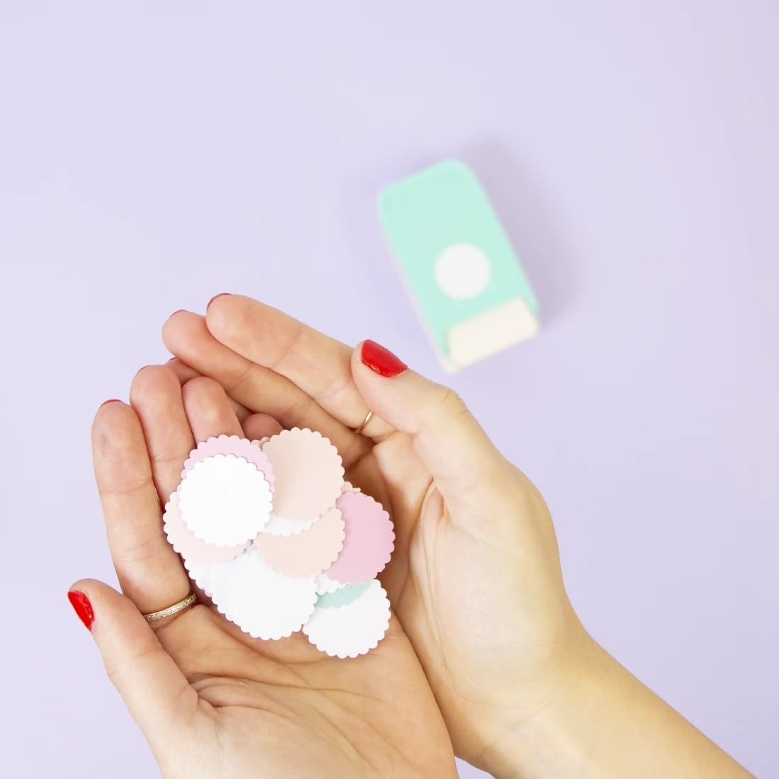 Scalloped Circle Shaped Punch Card Making Craft Scrapbook Turquoise 2.54 cm