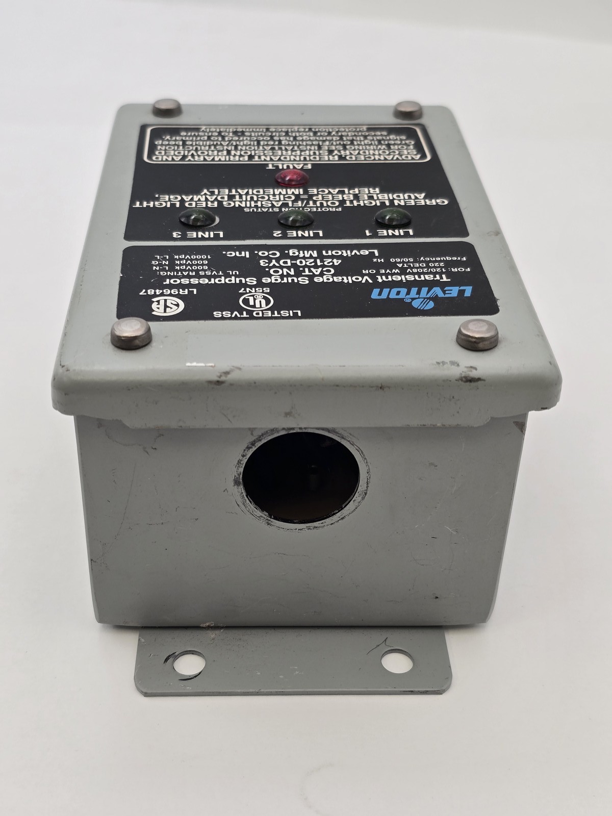 Leviton 42120-DY3 Transient Voltage Surge Suppressor 120/208V WYE or 220 Delta