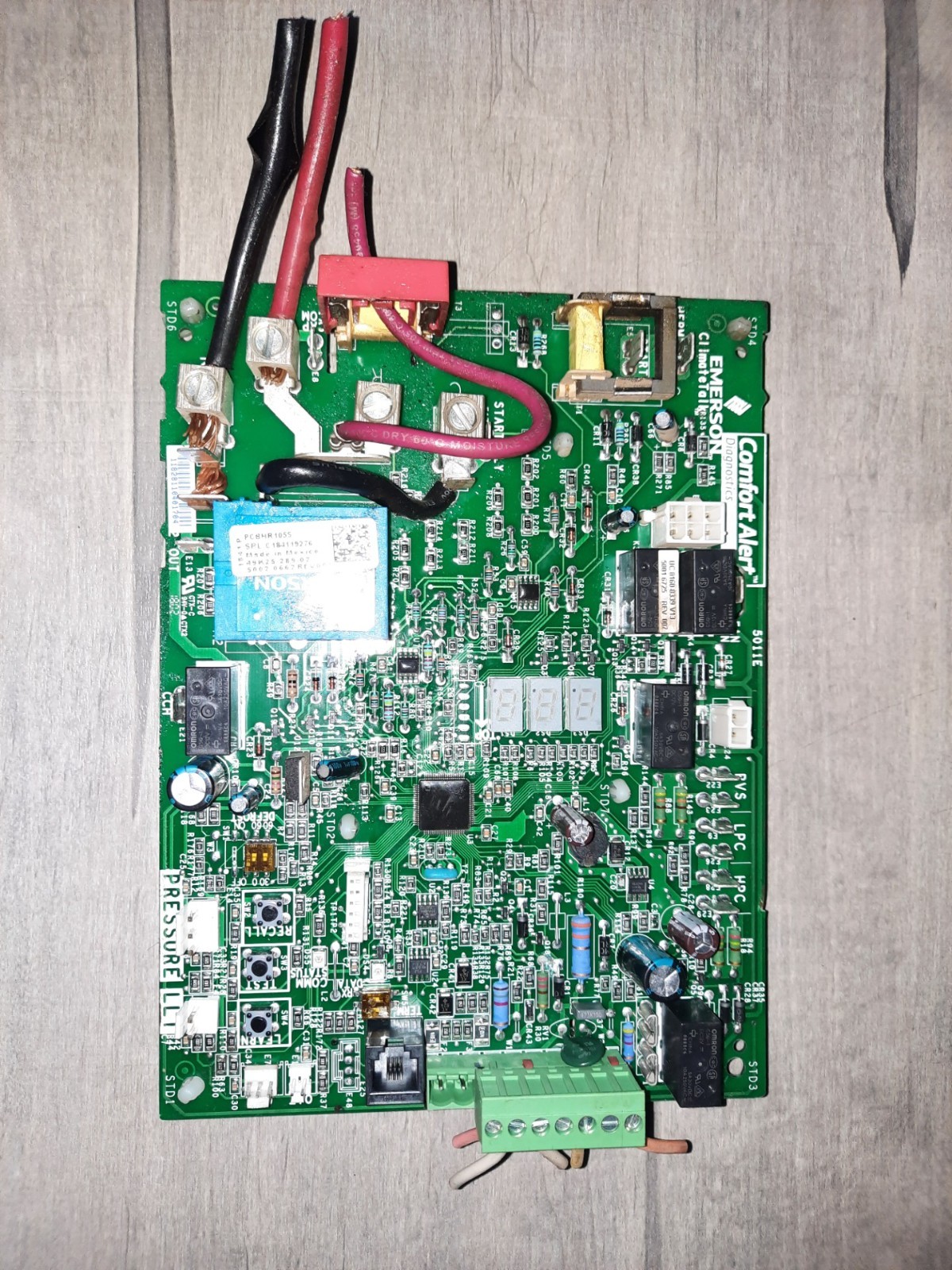 Emerson COMFORT ALERT Control Board PCBHR105S 49K25-289-02 (AB 1689) C3