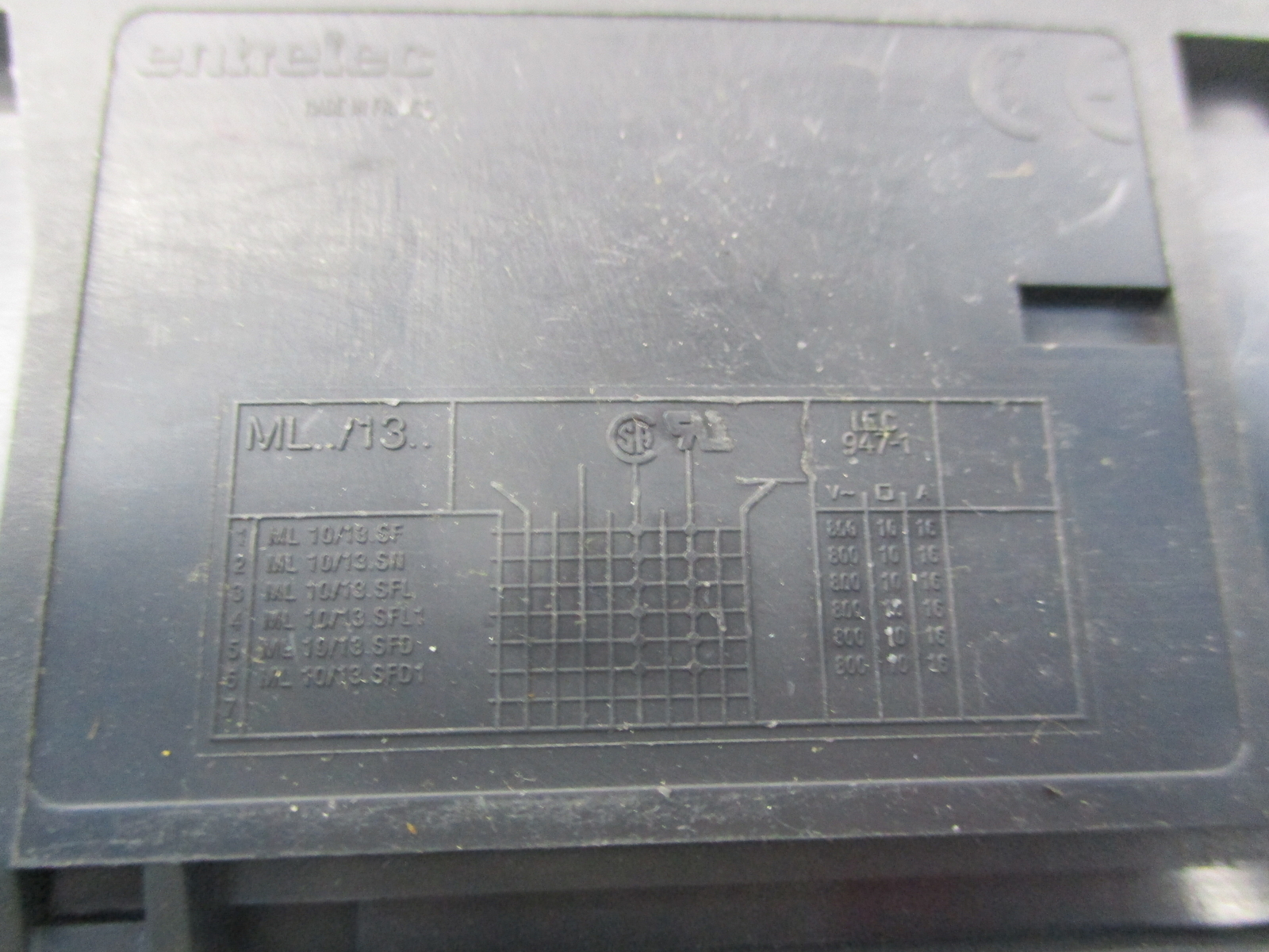 ENTRELEC FEM 13U TERMINAL BLOCK NSNP