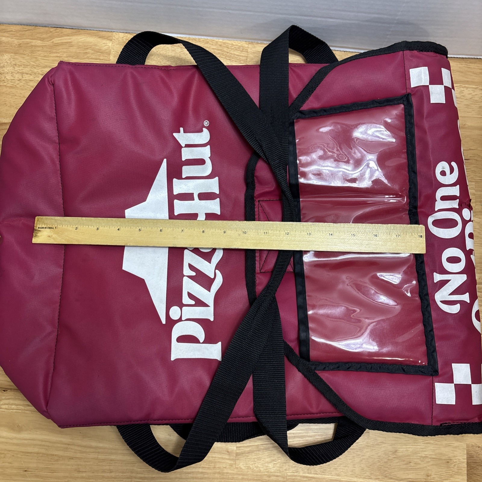 Authentic Pizza Hut Insulated Delivery Bag Rare Gig-Use Red & White Keep Warm