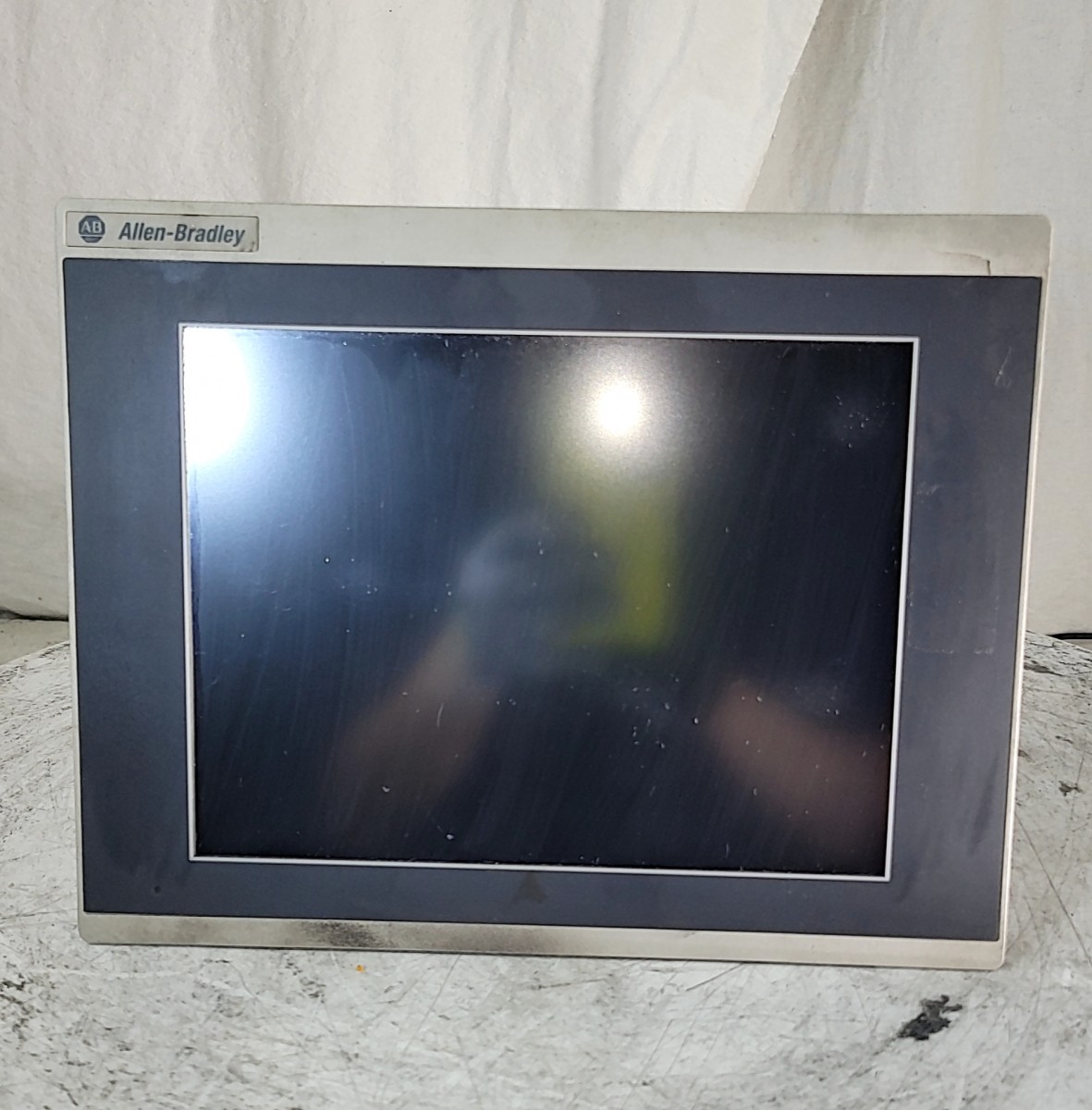 ALLEN-BRADLEY panelview 800 2711R-T10T A hmi terminal 10″ SEE NOTES