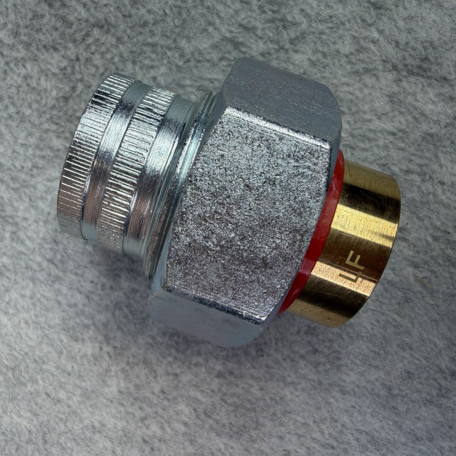 Wilkins 1 in Dielectric Union Pipe Fitting Lead Free FIP x FC DUXLC