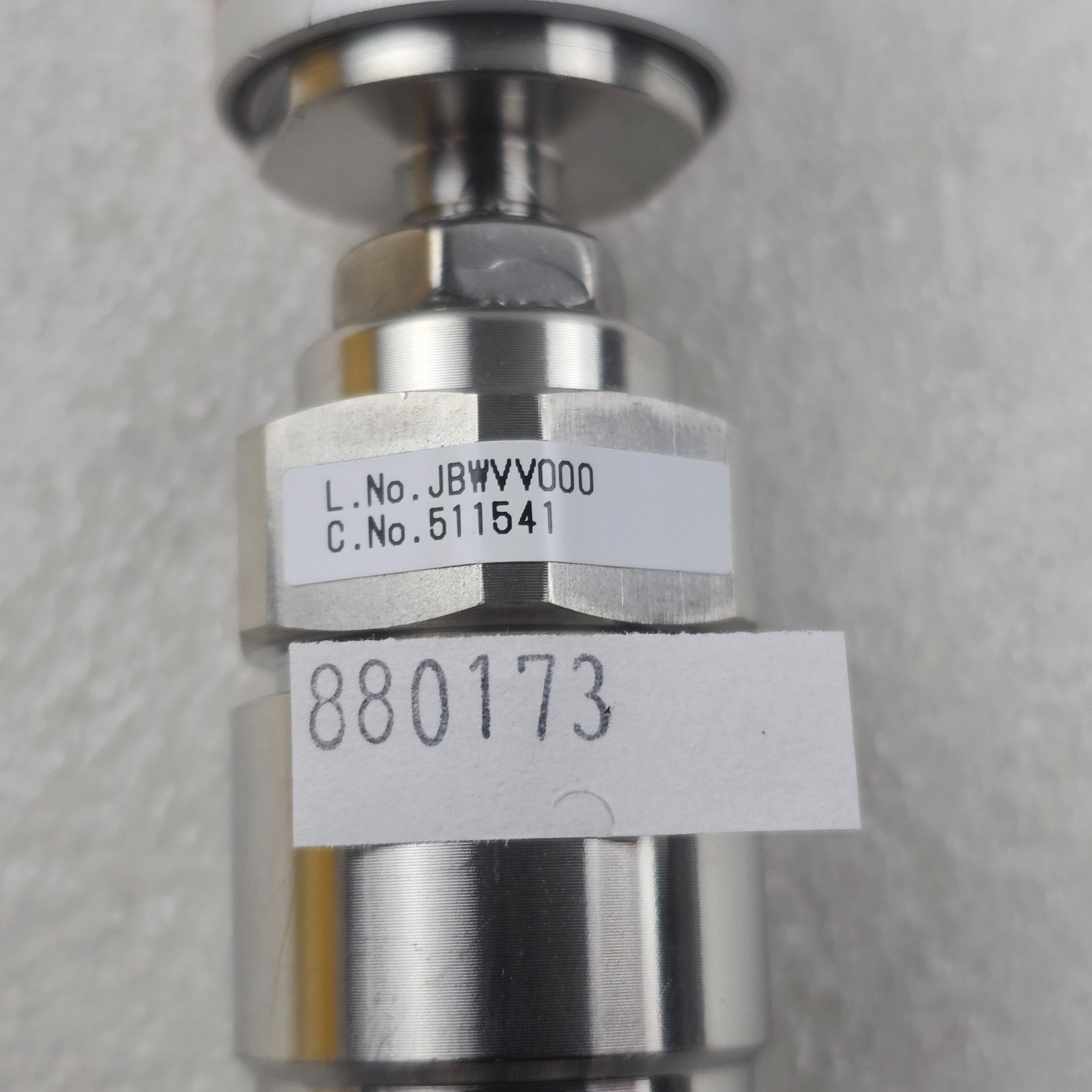Fujikin Incorporated O.P. 0.5~0.6MPa TYPE N.C./ FUJIKIN 316L-P / JBWVV000