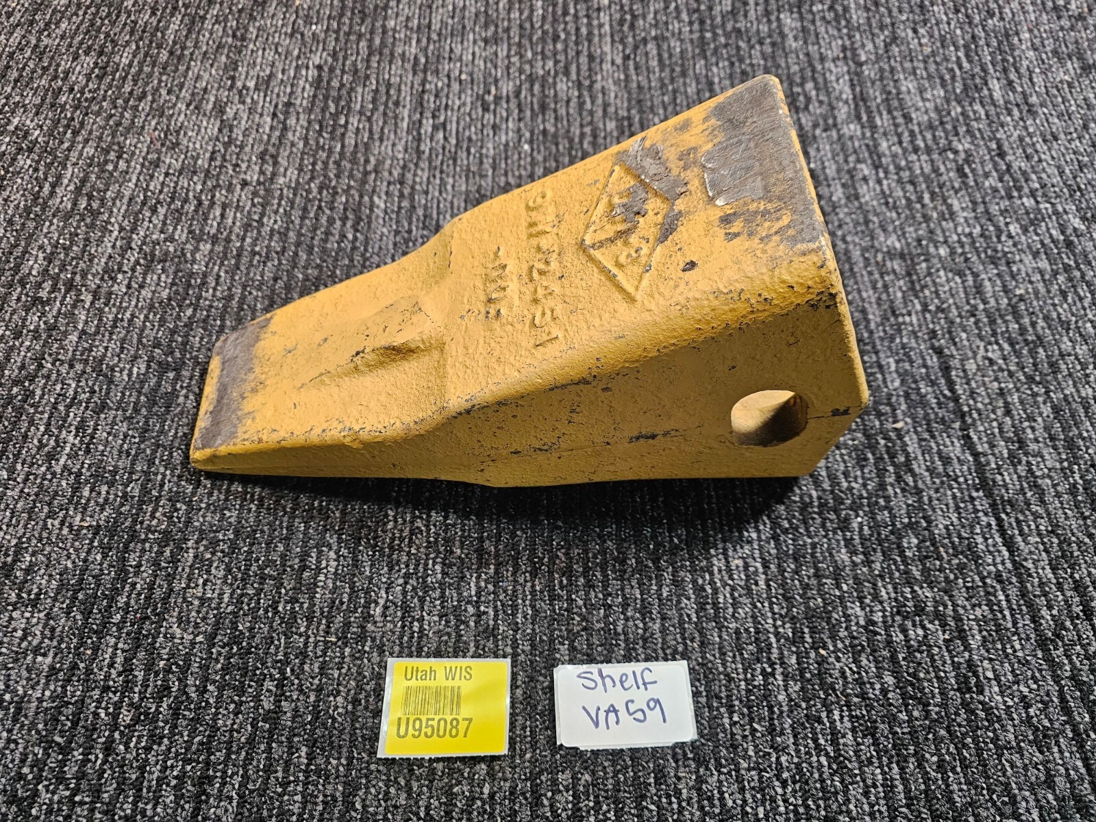 CAT 9W-2451 Ripper Tip For Track-Type Tractor D9R D8R II D9N D8 D8T D8R D8L D8GC