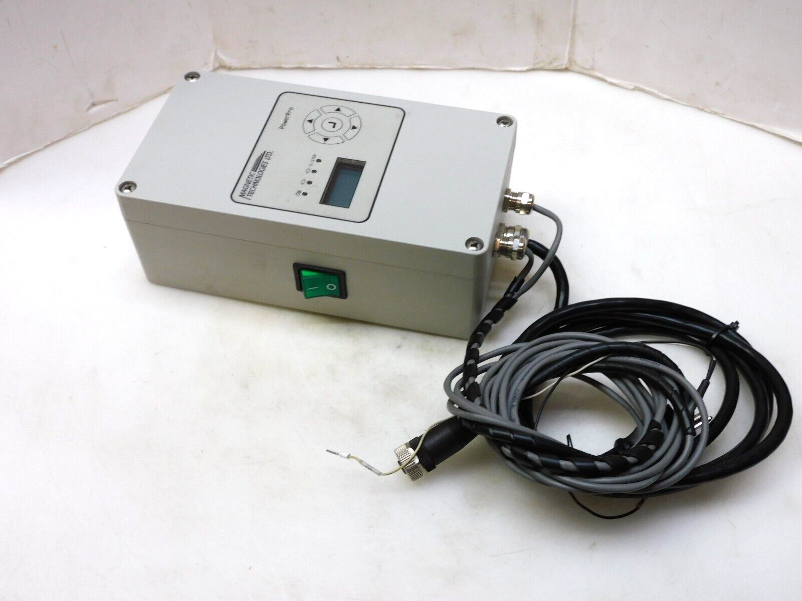 MAGNETIC TECHNOLOGIES MPP24-II POWER PRO POWER SUPPLY