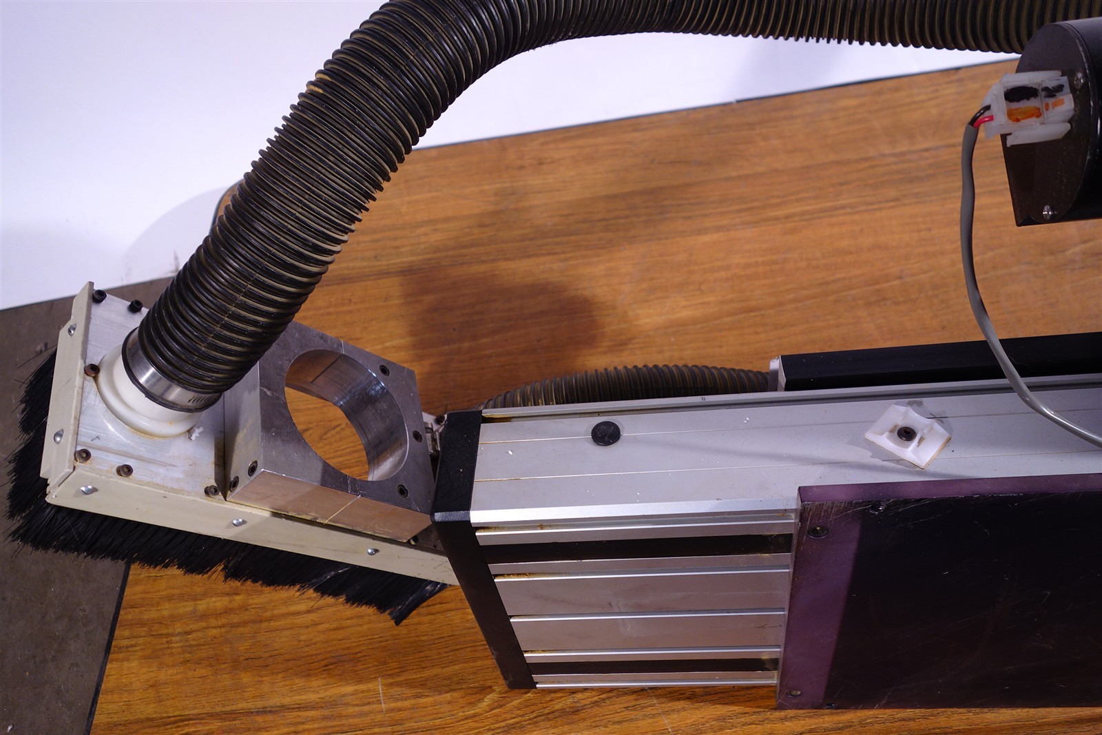 Isel Automation 490mm stage / Translation table with Dynetic 90VDC Servo Motor