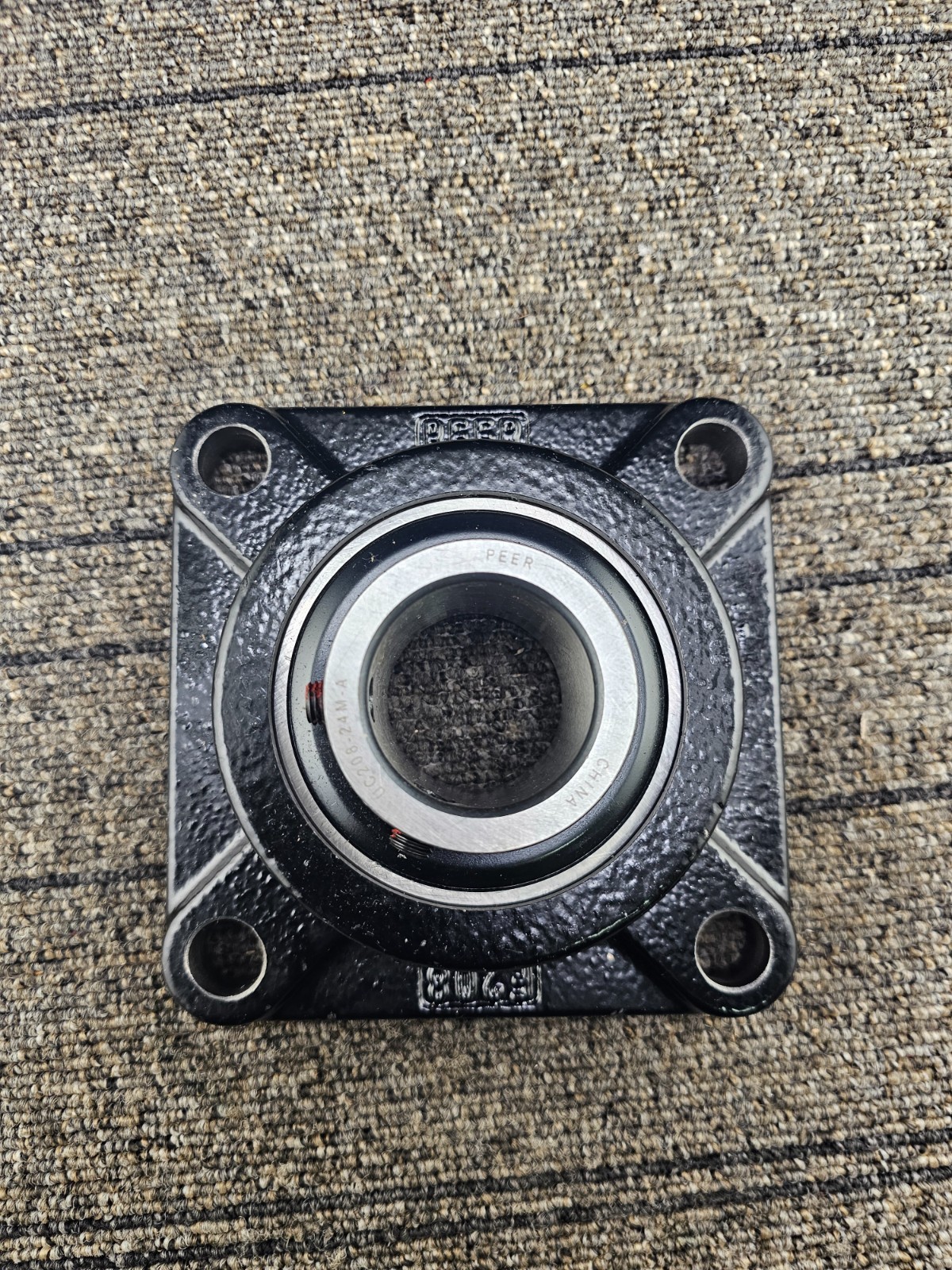 Peer F208 Mounted Bearing 4-Bolt Square Solid Housing Cast Iron w/ UC208-24M-A