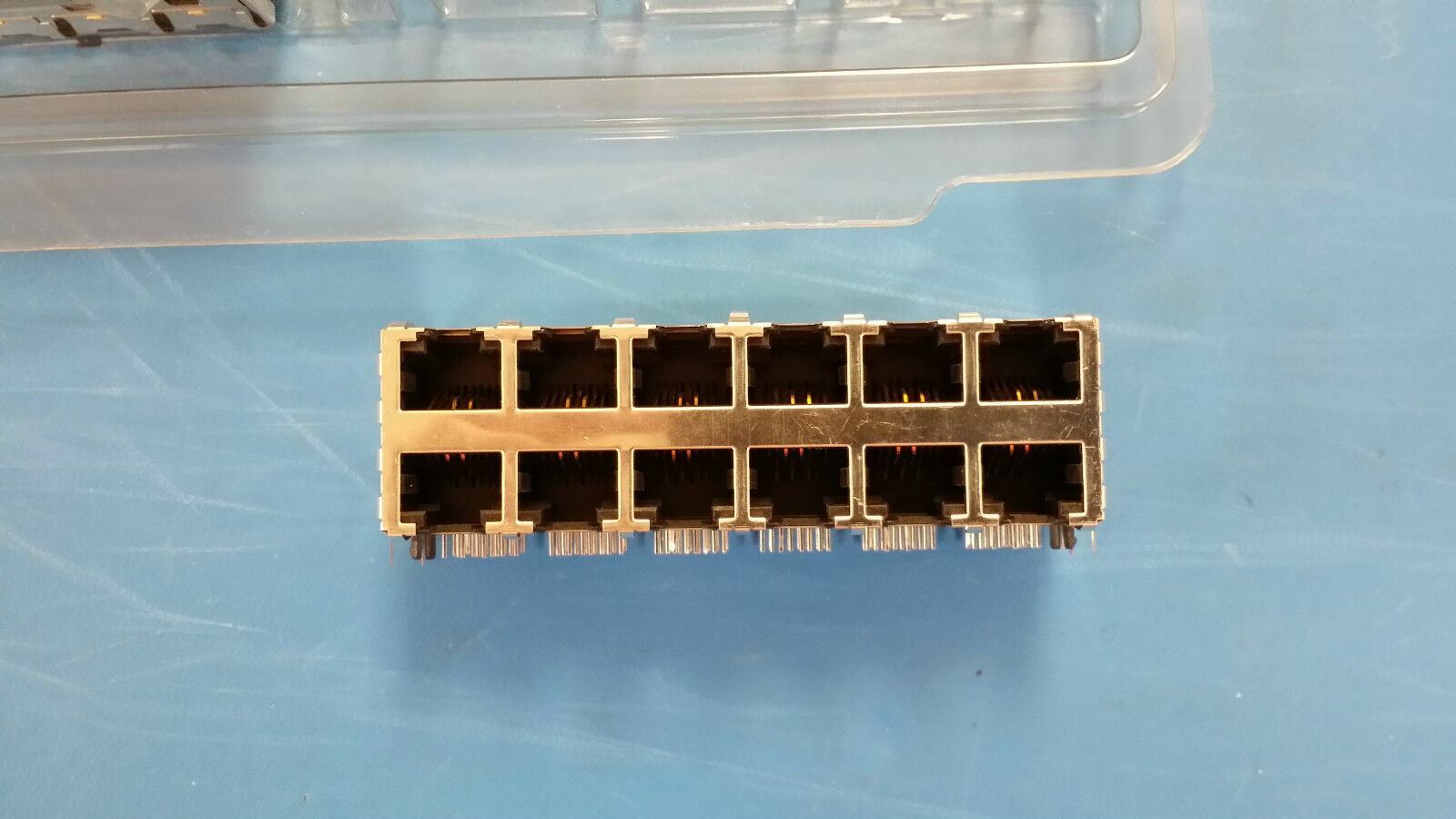 SS-73100-001 Connector Modular Stack Jack F 96 POS 2.54mm Terminal 12 Port