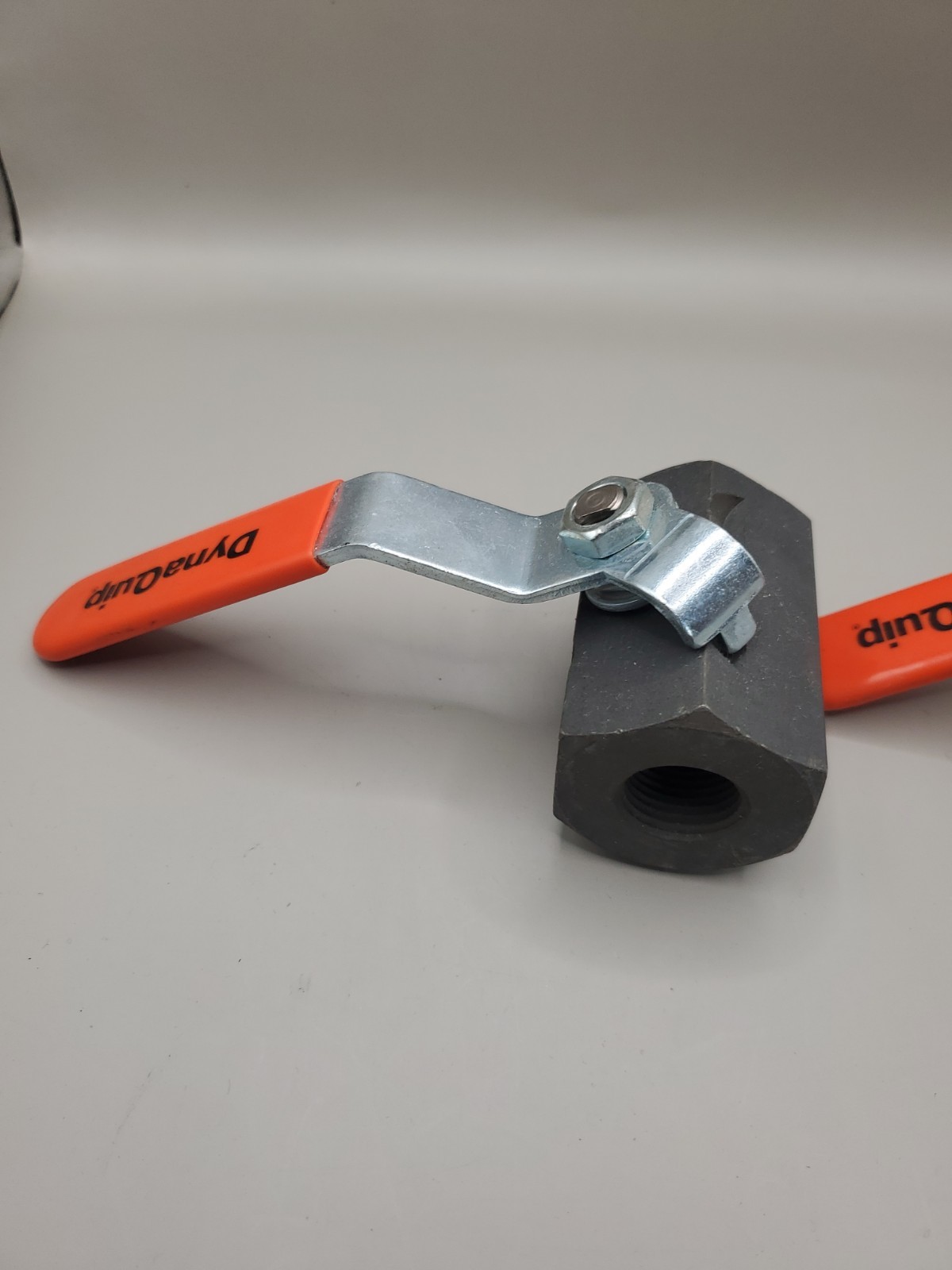 2-Dynaquip Controls Vle2.Nk 1/2 Manual 2-Way Ball Valve, Sae, Carbon Steel