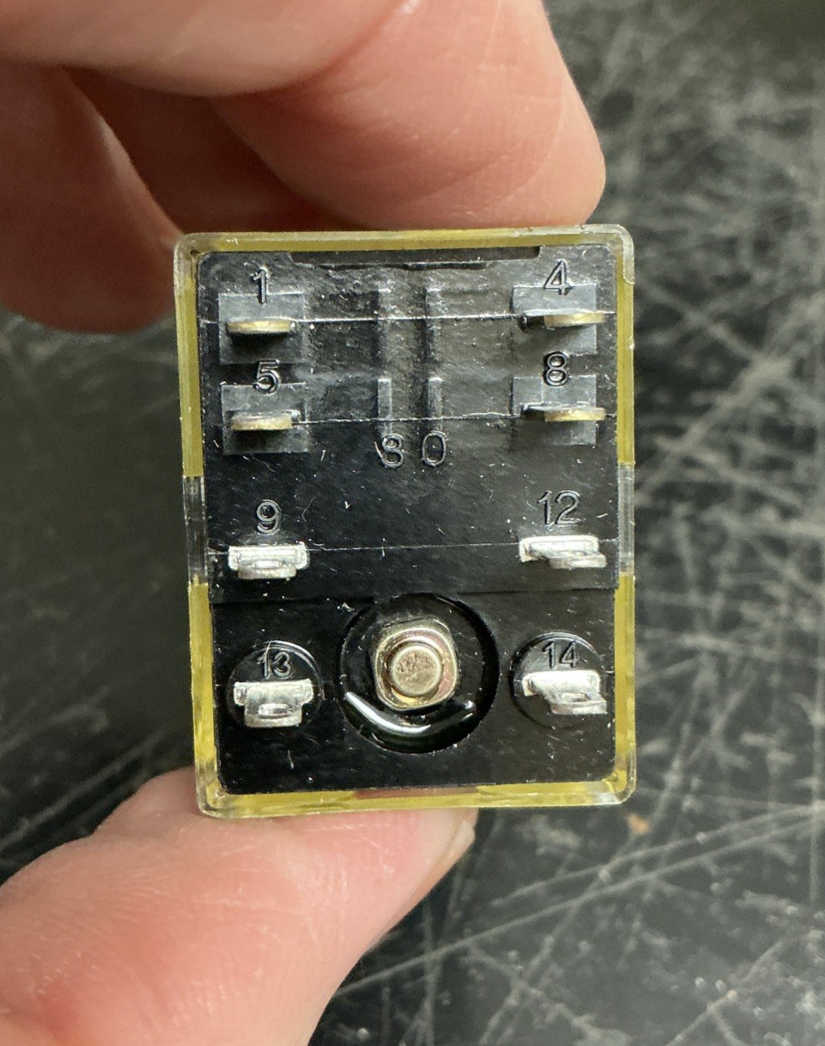 Open Box of 12 NAIS Relays HC2-H-AC240V | 220/240V