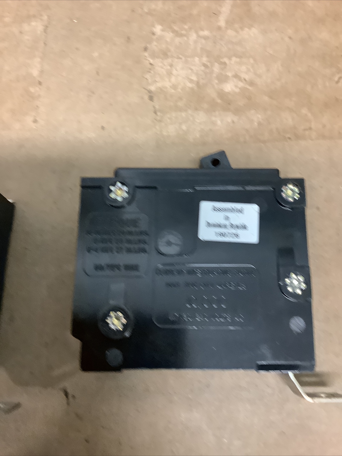 Cutler Hammer Circuit Breakers 120/240 Volt AC