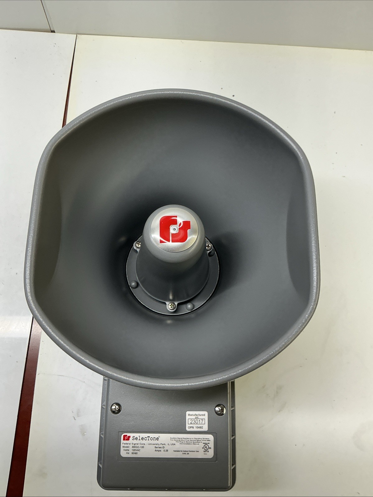 SelecTone 300GC-120 Fedral Signal Horn Ser D AA-689S