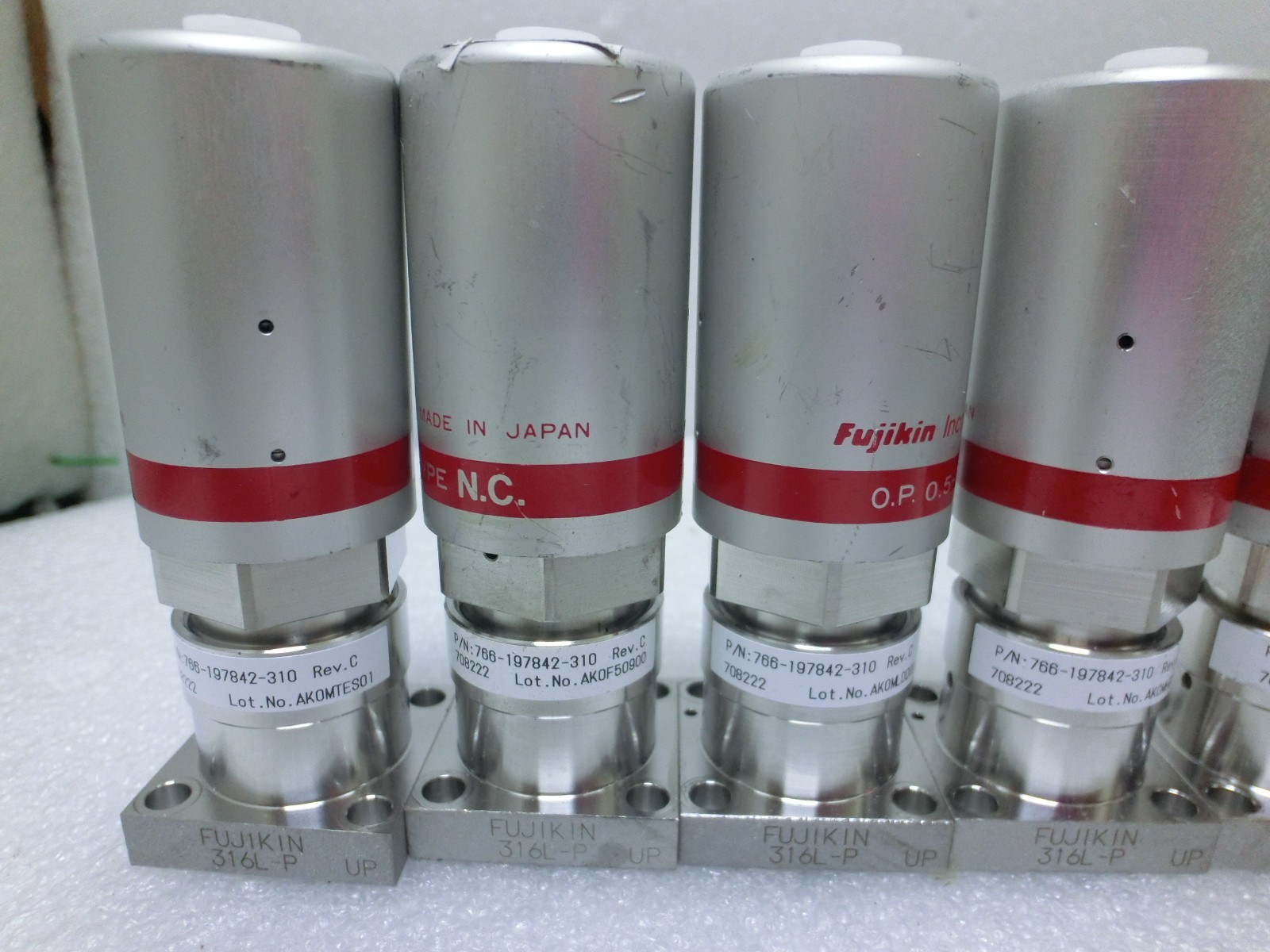 7pcs Fujikin 708222 Lam 766-197842-310 Rev C O.P. 0.5~0.6mPa N.C. Diaphragm~9933