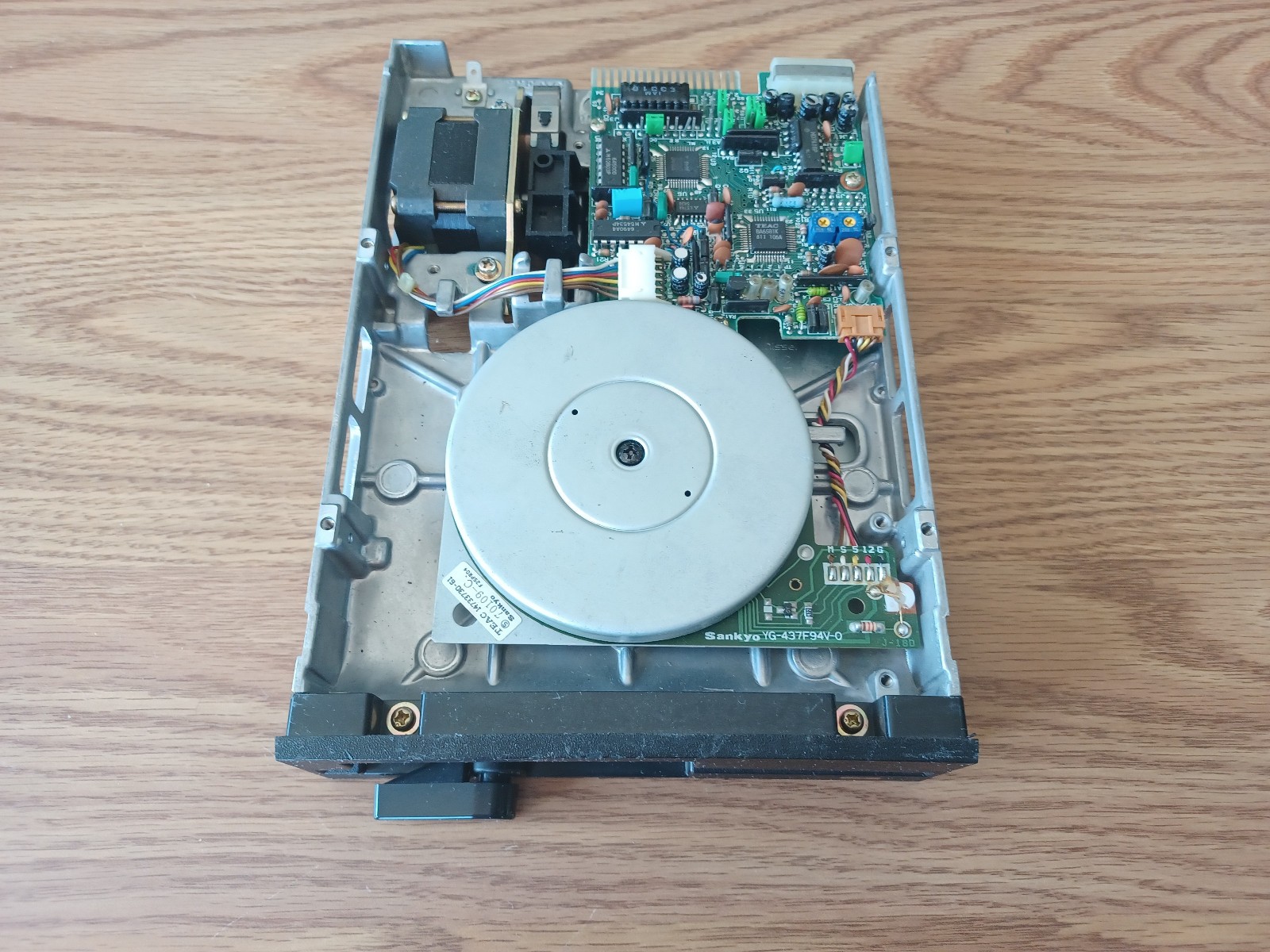TEAC FD-55GFV-17-U 5.25 Floppy Drive Vintage HTF ITEM Parts Or Repair