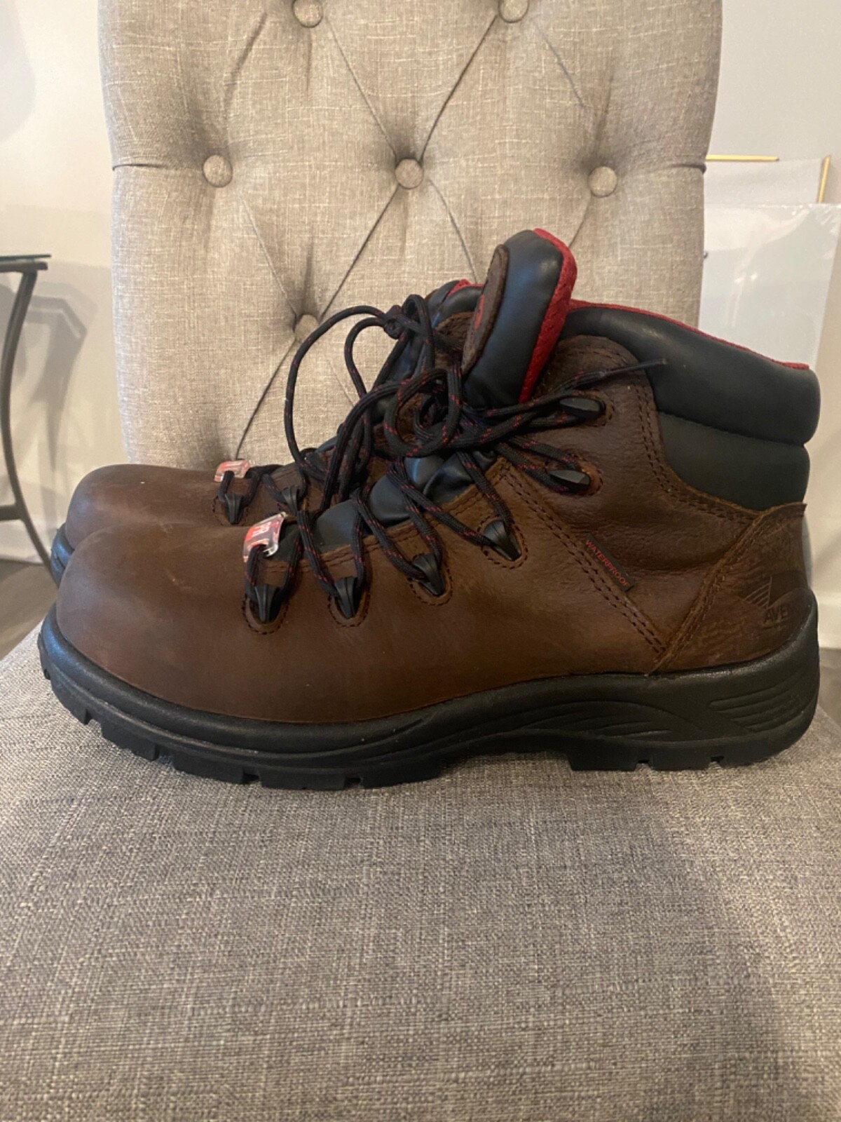 Avenger Safety Footwear A7221 Size 10-1/2 Men’s Hiker Boot Composite Work Boot,