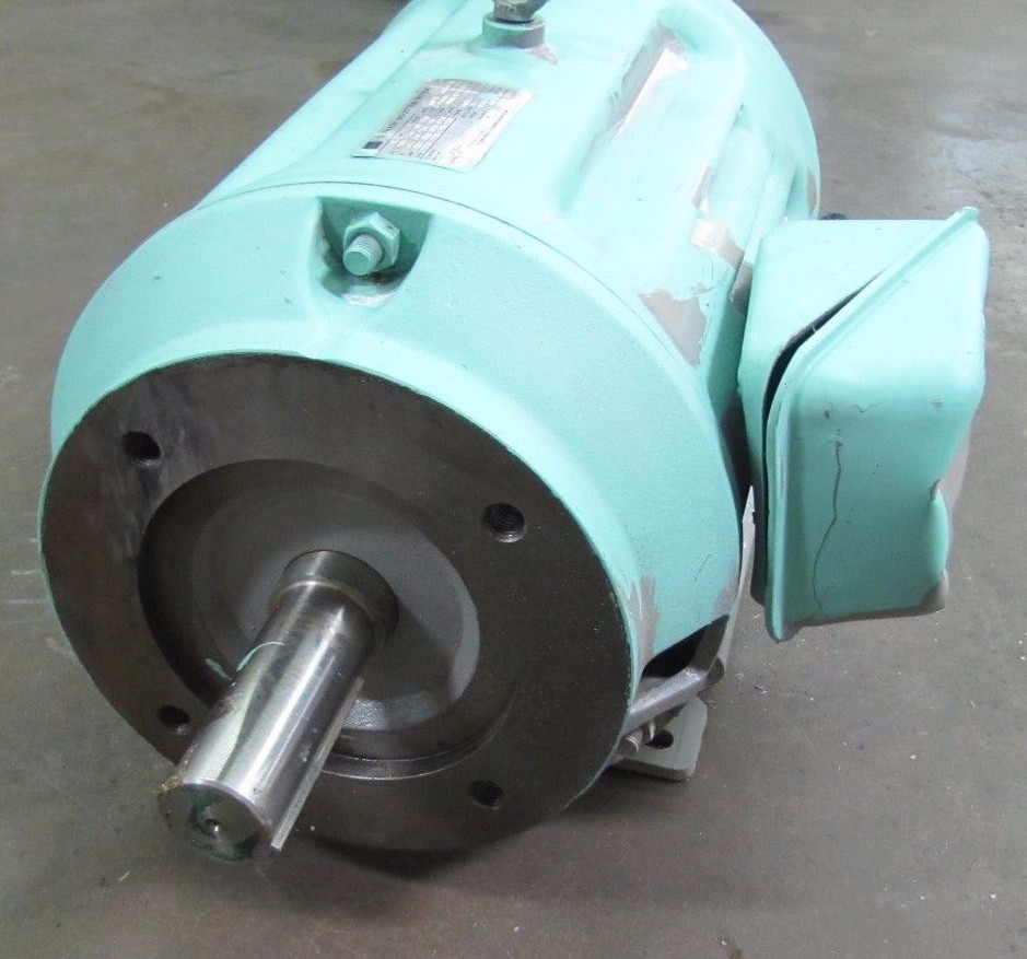 TOSHIBA 18.5KW (24.8 HP) 200/208/220 1720/1735 TIKK VCKL21 3PH DUAL SHAFT MOTOR