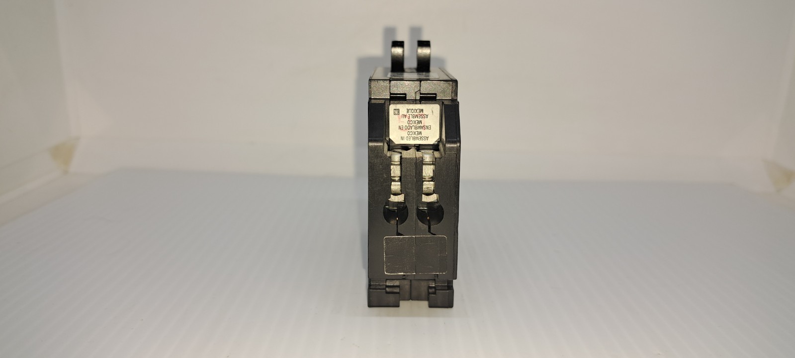 Square D Homeline HOMT2020 20 Amp Two 1 Pole 120/240V Tandem Circuit Breaker