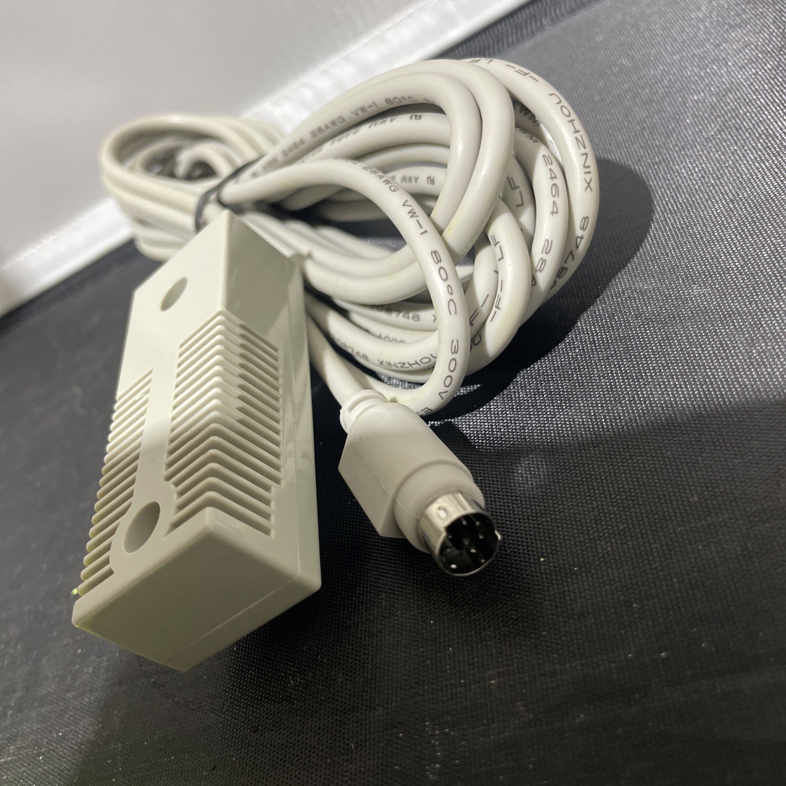 NEW TAISHENG RH-100A RH-100 Temperature and Humidity Sensor Line 5 Meters 1PC