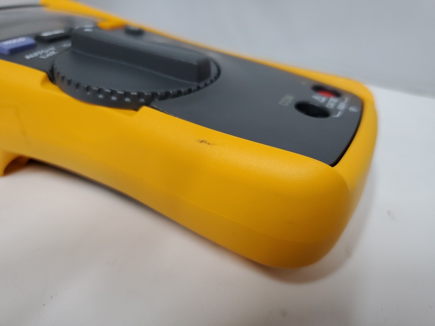 FLUKE 110 PLUS TRUE RMS MULTIMETER 10 Amp 600 Volt Cat III
