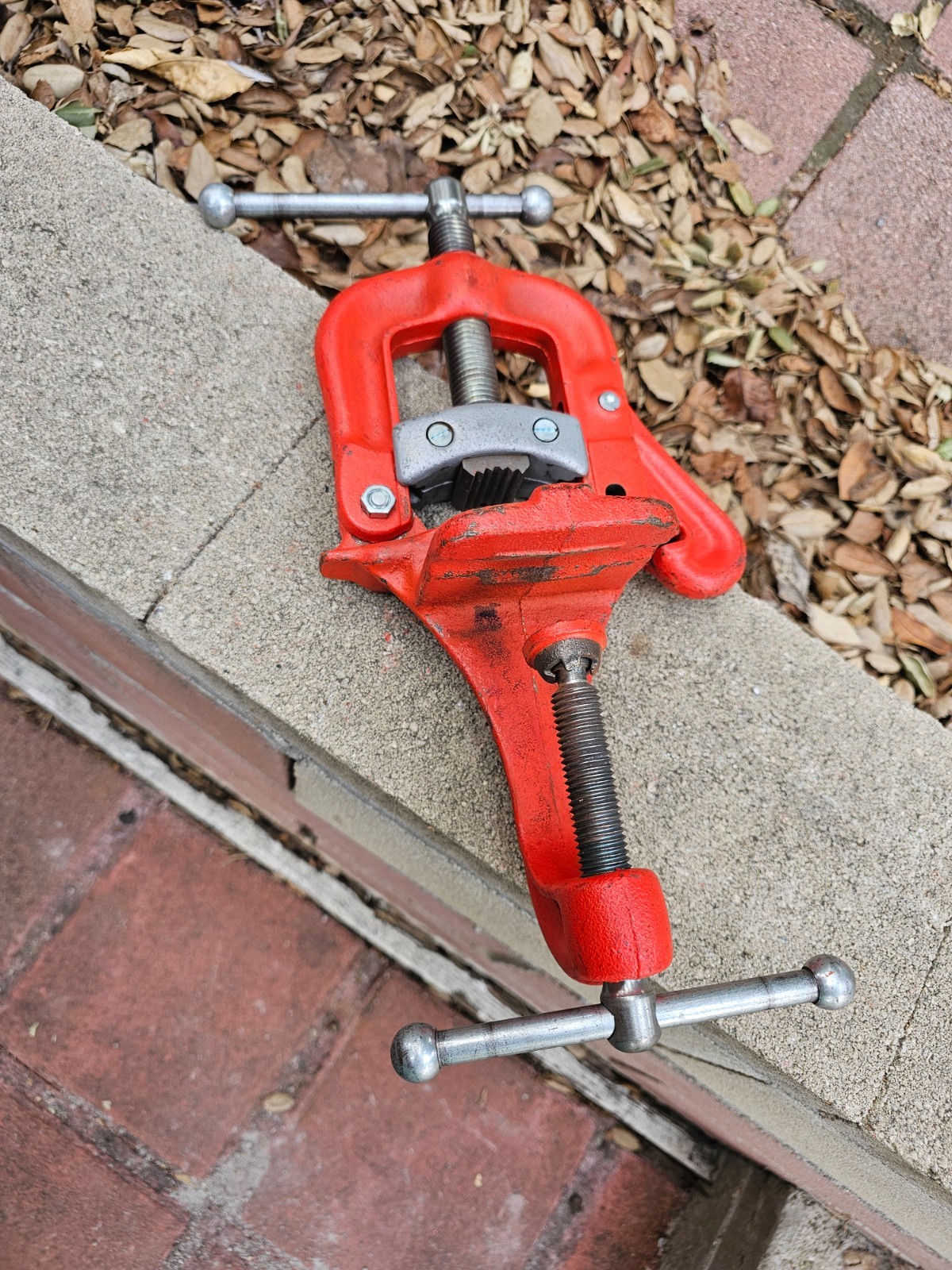 Genuine Ridgid No 39 Portable Pipe Vise 1/8″ to 2-1/2″ Clamp On Works Great NICE