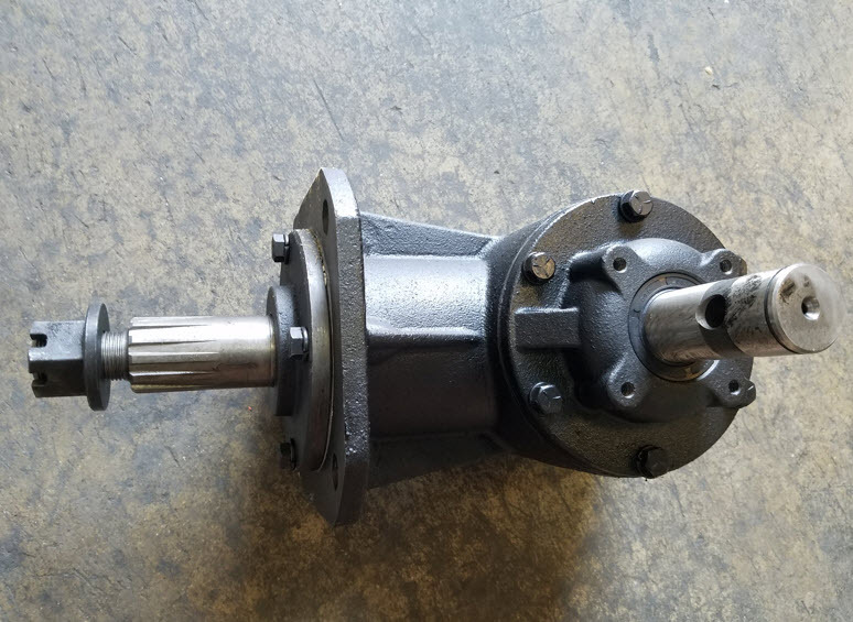 Servis Rhino 71105 Rotary Cutter Gearbox 1-3/8″ Smooth Shear Bolt Input Shaft