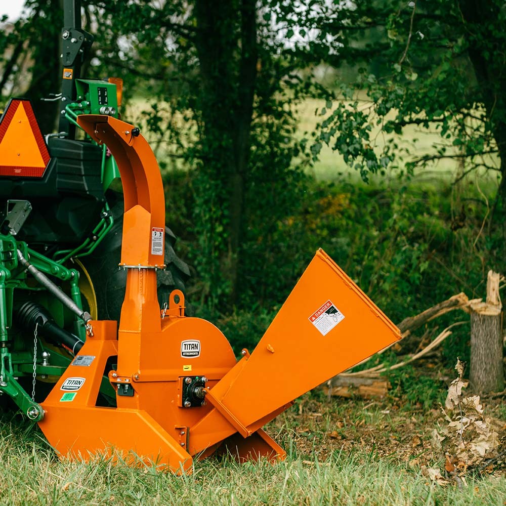 Titan Attachments 3 point PTO Driven 4″x 10″ Wood Chipper Shredder Mulcher
