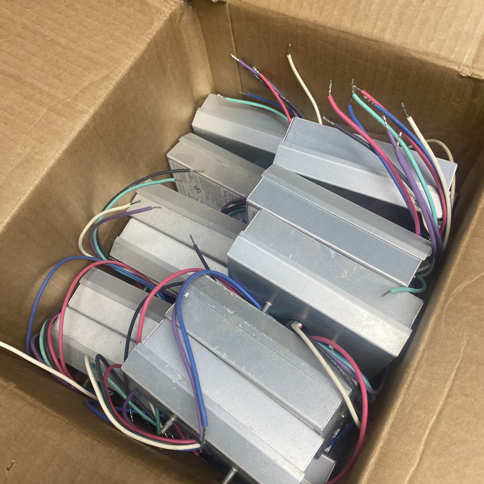 universal lighting M2012/27ck-5eu-JT3 20w MH ballast