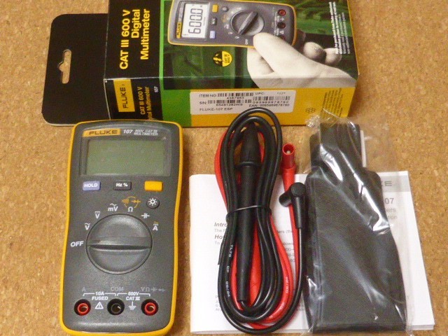 FLUKE Handheld Digital Multimeter 107 AC/DC Current By Fluke 107