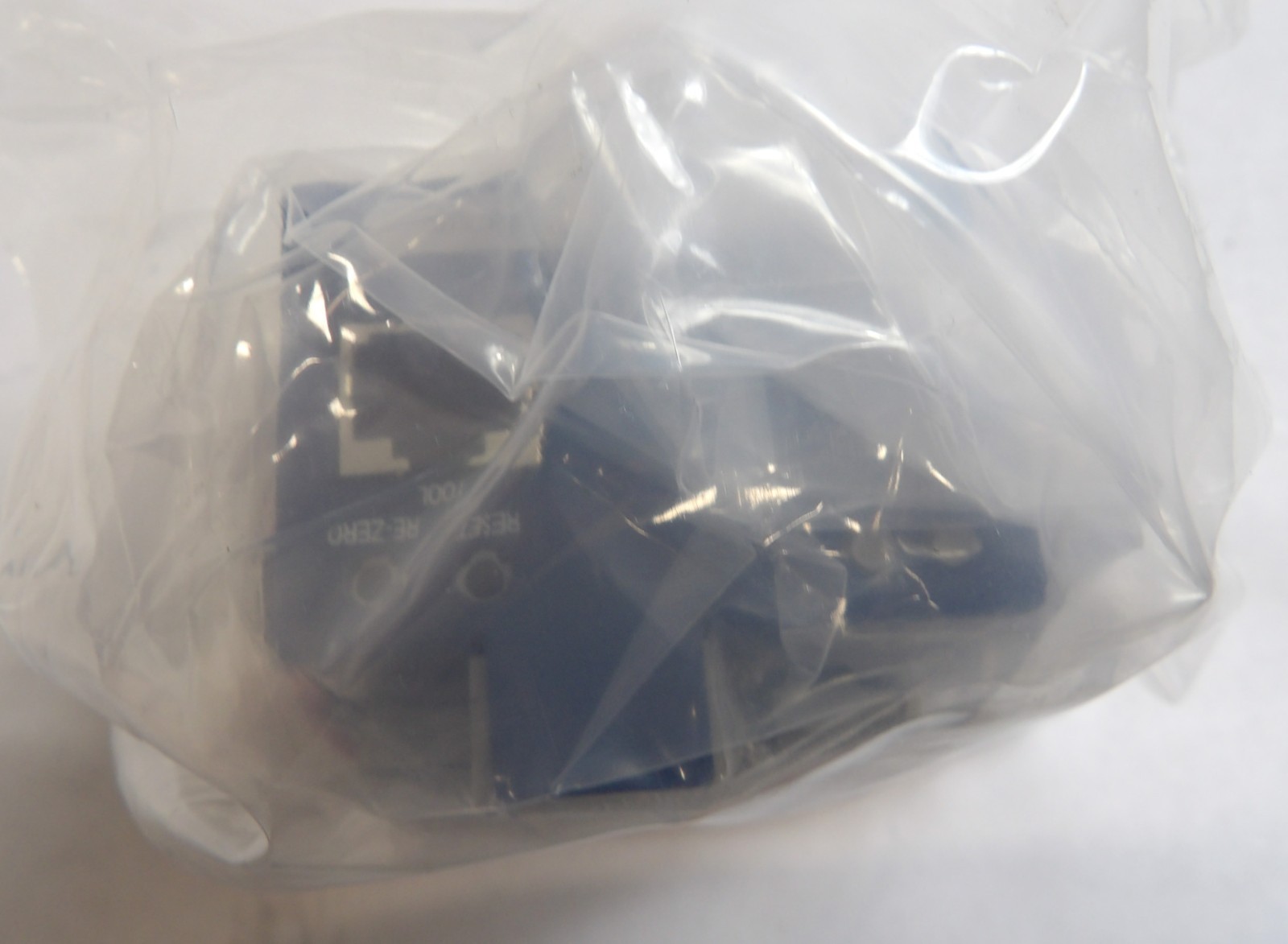 Horiba STEC LF-F40M-A-EVD1 Flow Control AMAT Applied Materials 3030-17605 New