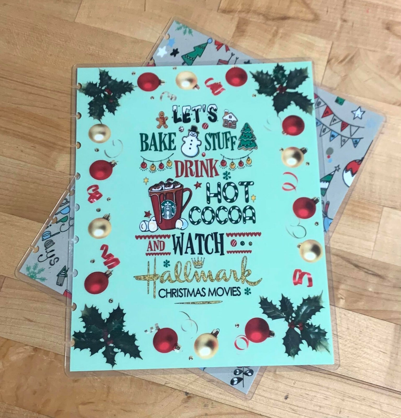 «Let’s Bake & Watch Hallmark Xmas Movies» Cover Set 4 use with the Happy Planner