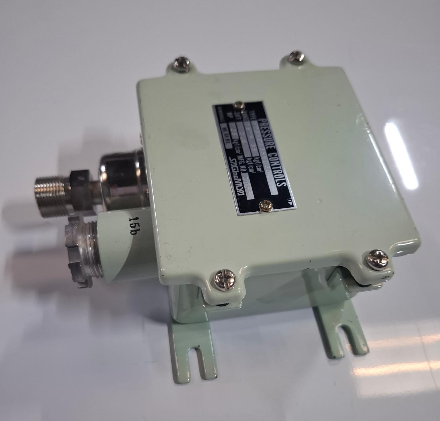 Saginomiya Pressure Control Switch FPS-C135WU3Q Range: 15 – 35kgf/cm2