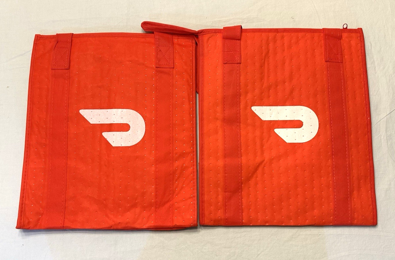 Lot of 7 ~ DOORDASH ~ 13x15x9 ~ Zippered Insulated Delivery Bag / Tote ~ ERRORS
