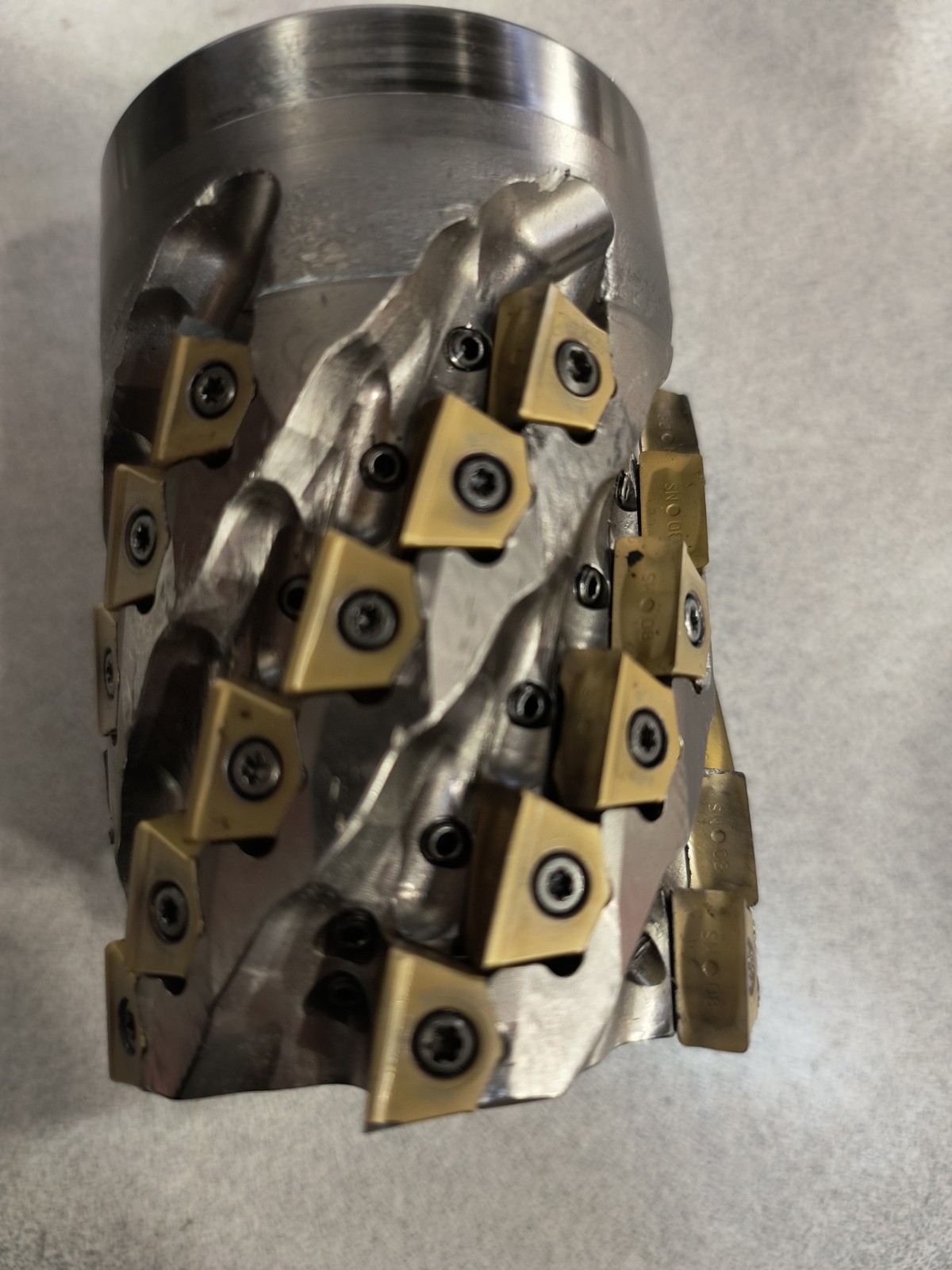 Mitsubishi VFX5UR0306DA29 Indexable Face Mill 3″ Cutting DIA And 2.90 LOC.