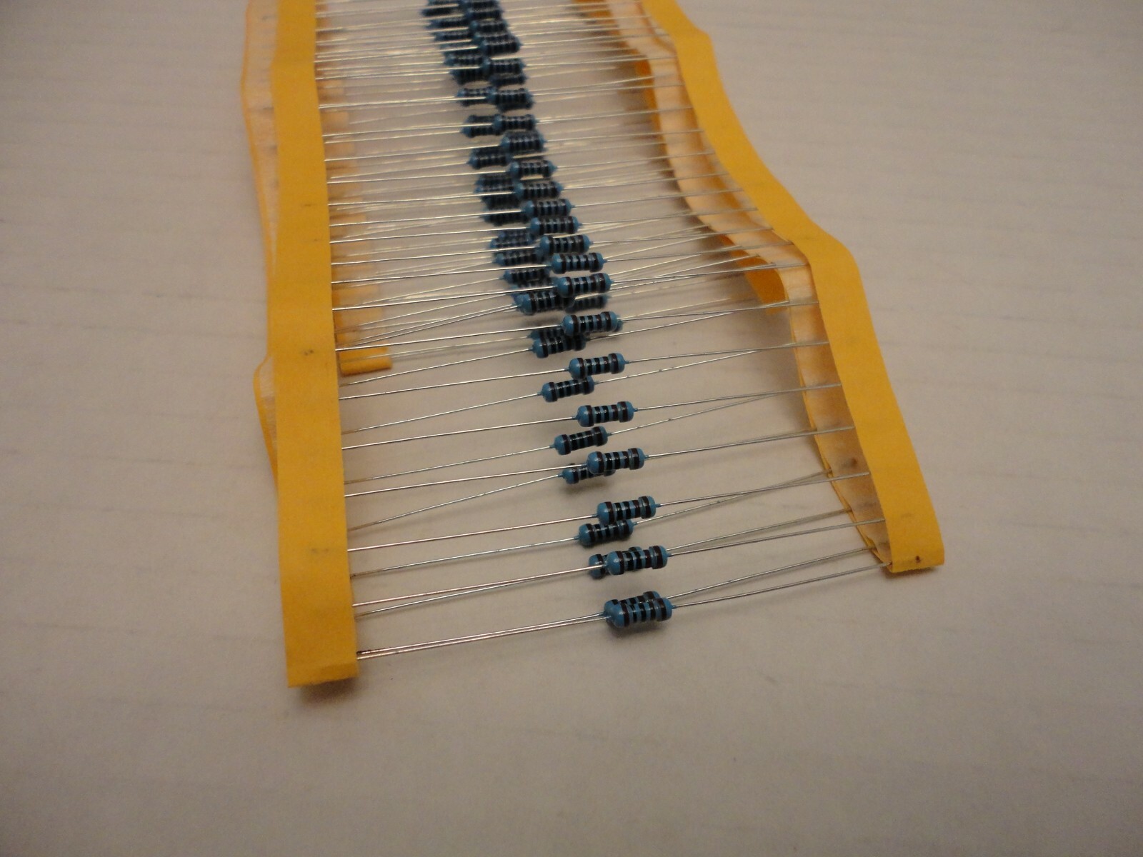 100 Pcs 1K OHM Pack Lot 1/4W 0.25W 1% Tolerance Metal Film Resistor Resistance