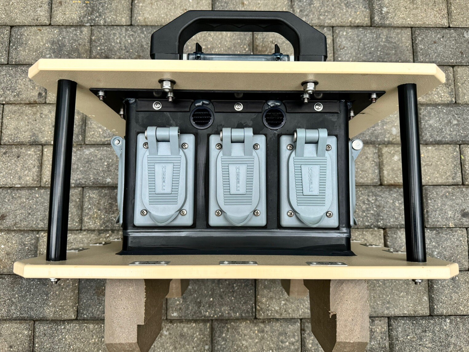 LEX DB-30NA-AQQ-S3 5kw 30amp Power Distribution Box w/ Two 50’ 10 AWG Cables