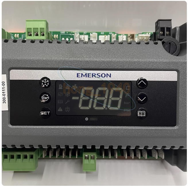 New One Emerson XCM25D unit controller 543-0220-00 with built-in display screen