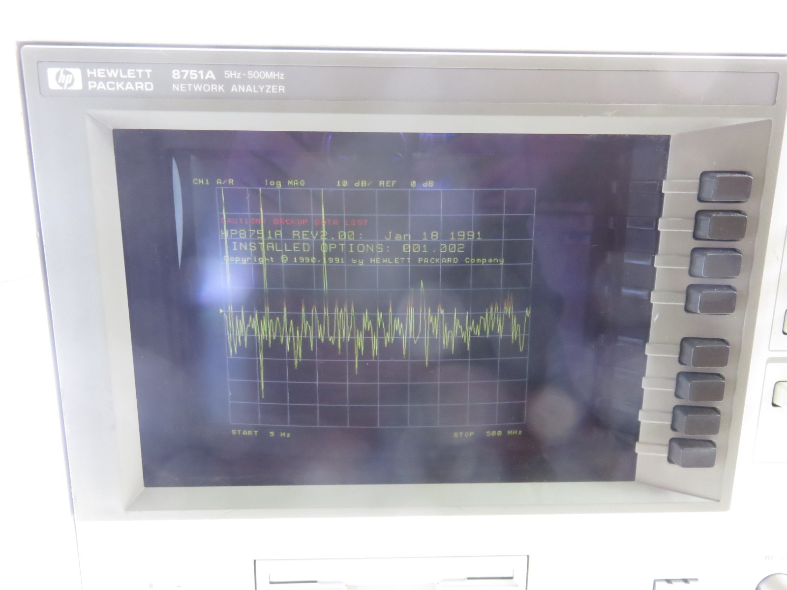 HP Agilent 8751A 5Hz to 500 MHz Network Analyzer, For Parts/Repair