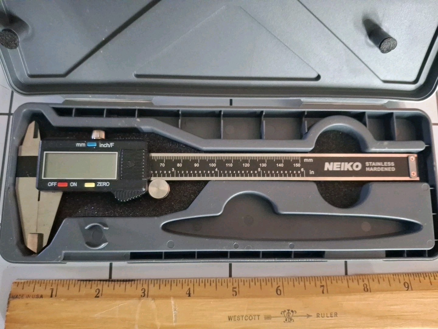 NEIKO 01407A Electronic Ex Large LCD Digital Caliper 0-6 In 0-150mm Stainless HD