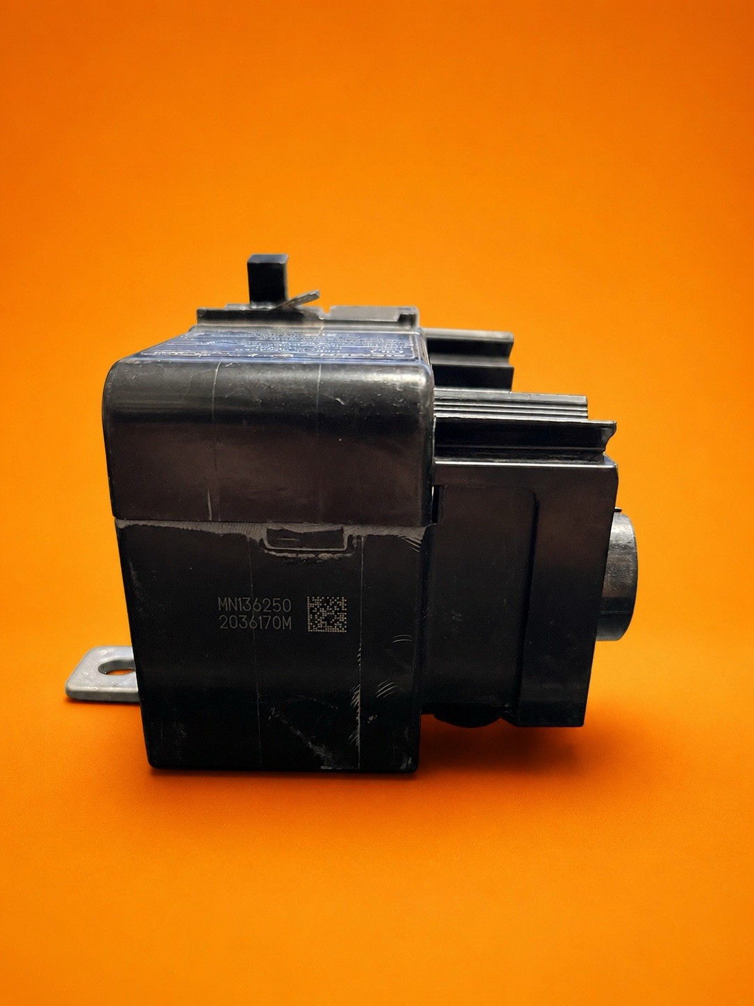 Siemens EQ8695 2 Pole 200 Amp 120/240v Main Circuit Breaker 2P 200A
