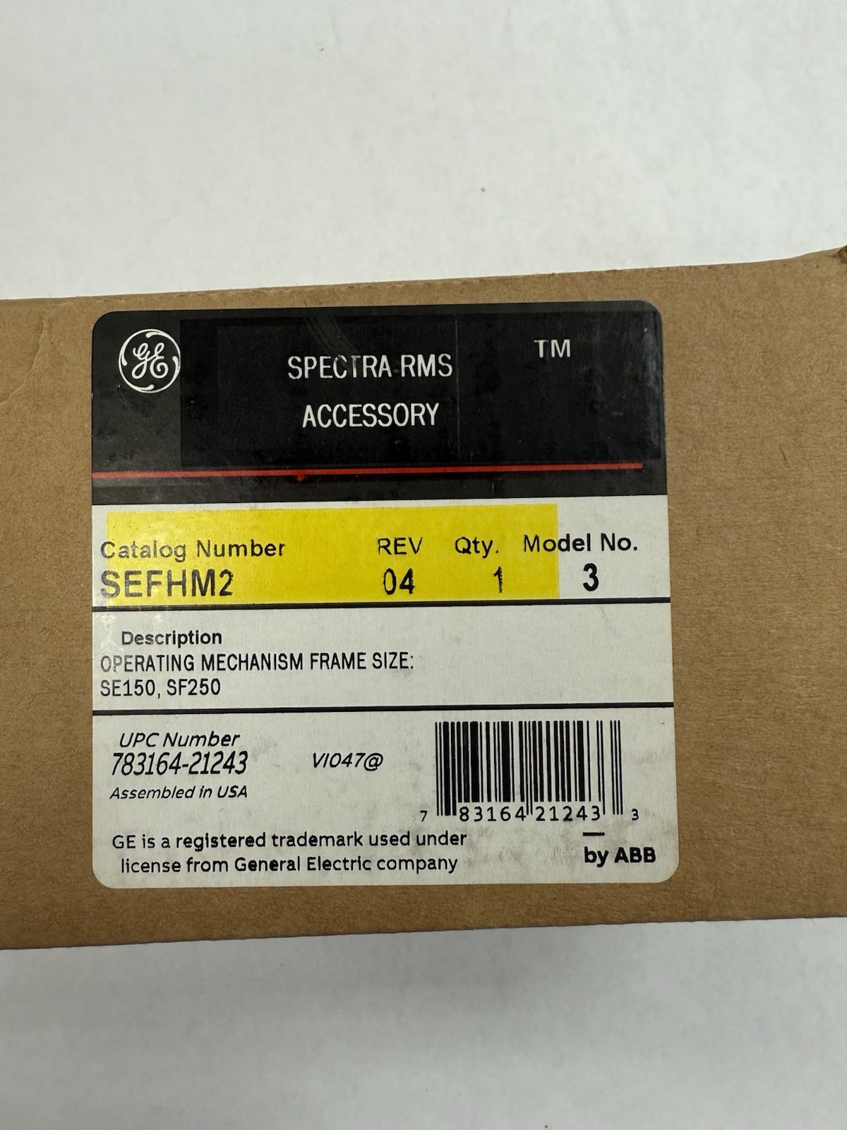 SEFHM2 GE SPECRA CIRCUIT BREAKER OPERATING MECHANISM, W/ ROTARY HANDLE AND SHAFT