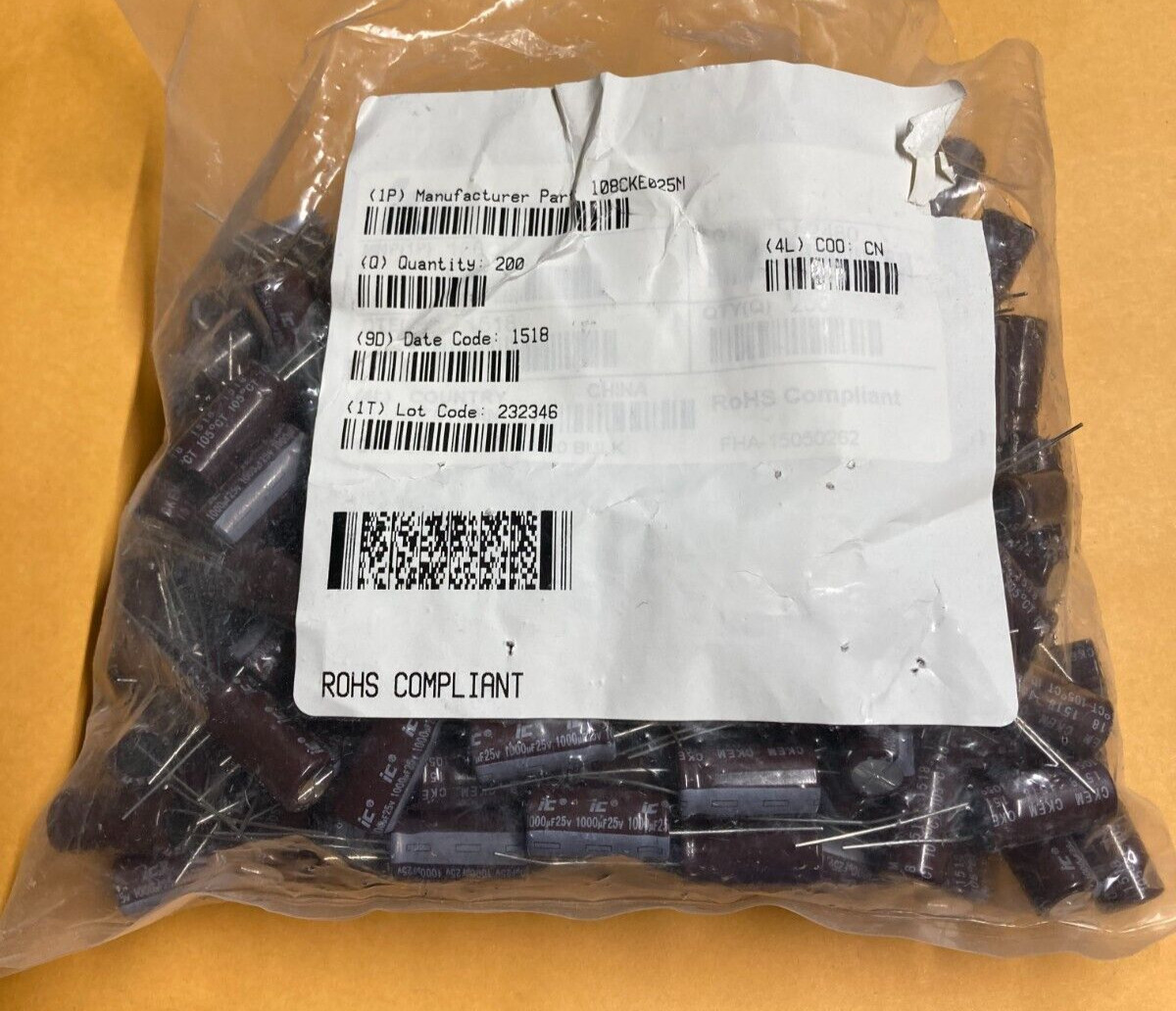 LOT OF 180 NEW OLD STOCK! ILLINOIS 1000uF 25V ELECTROLYTIC CAPACITORS 108CKE025M