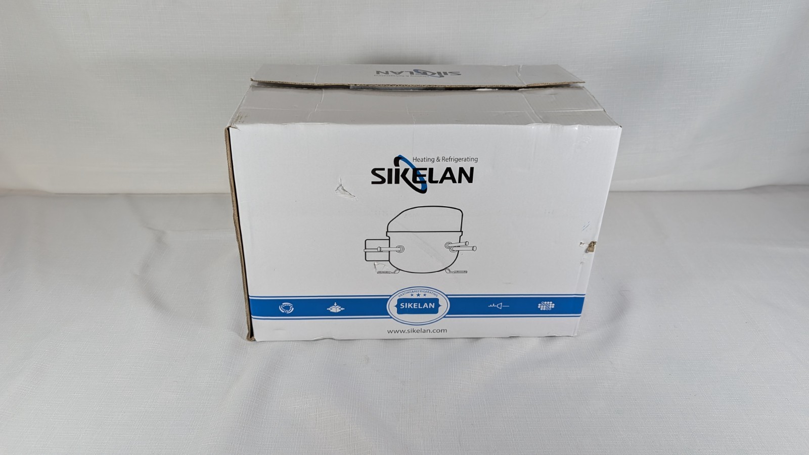 Sikelan GQR19TG Refrigeration Compressor 3/4HP 5613BTU 220-240V R134a HBP