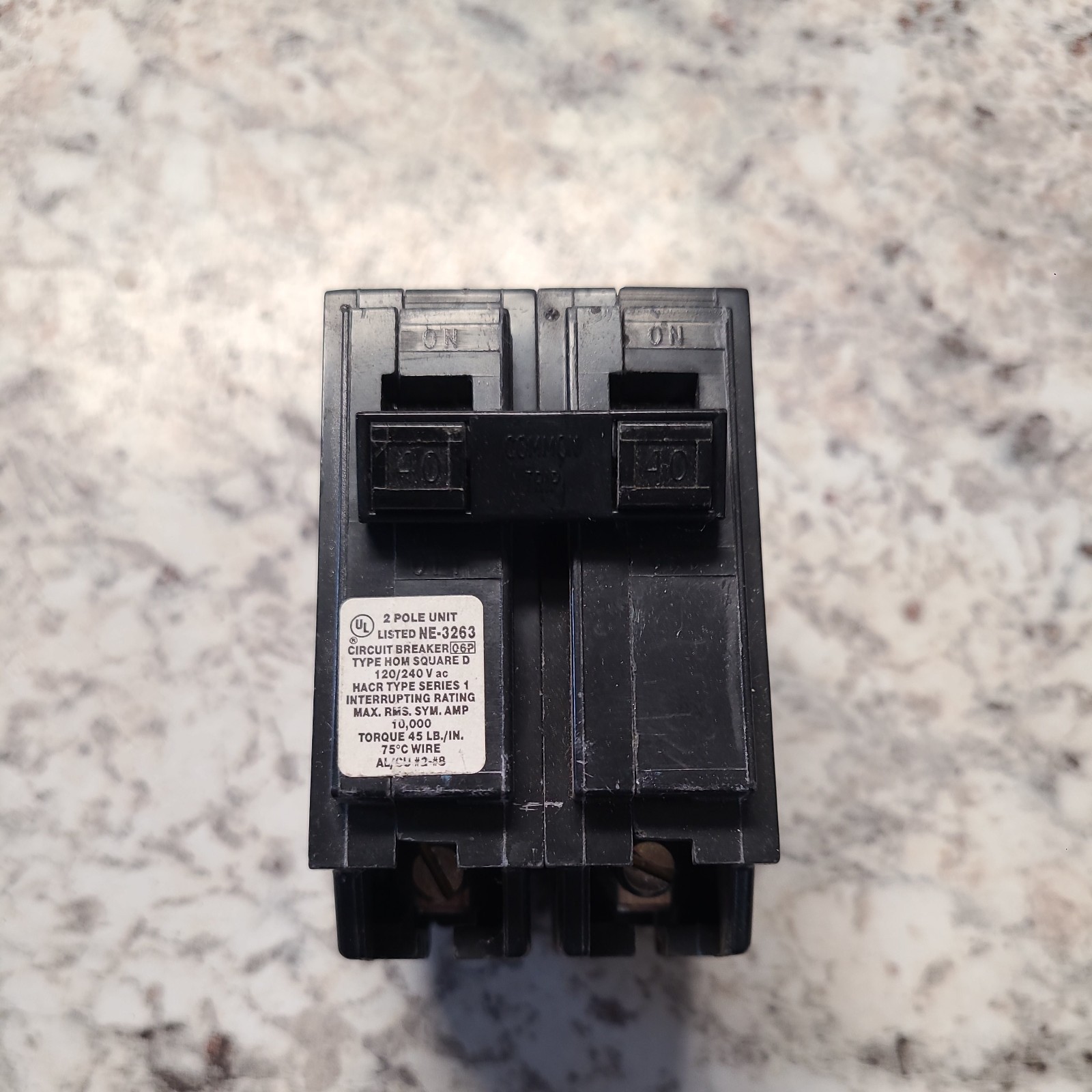 UL Square D Circuit Breaker 2-Pole 40 Amp 120/240 Volt AC