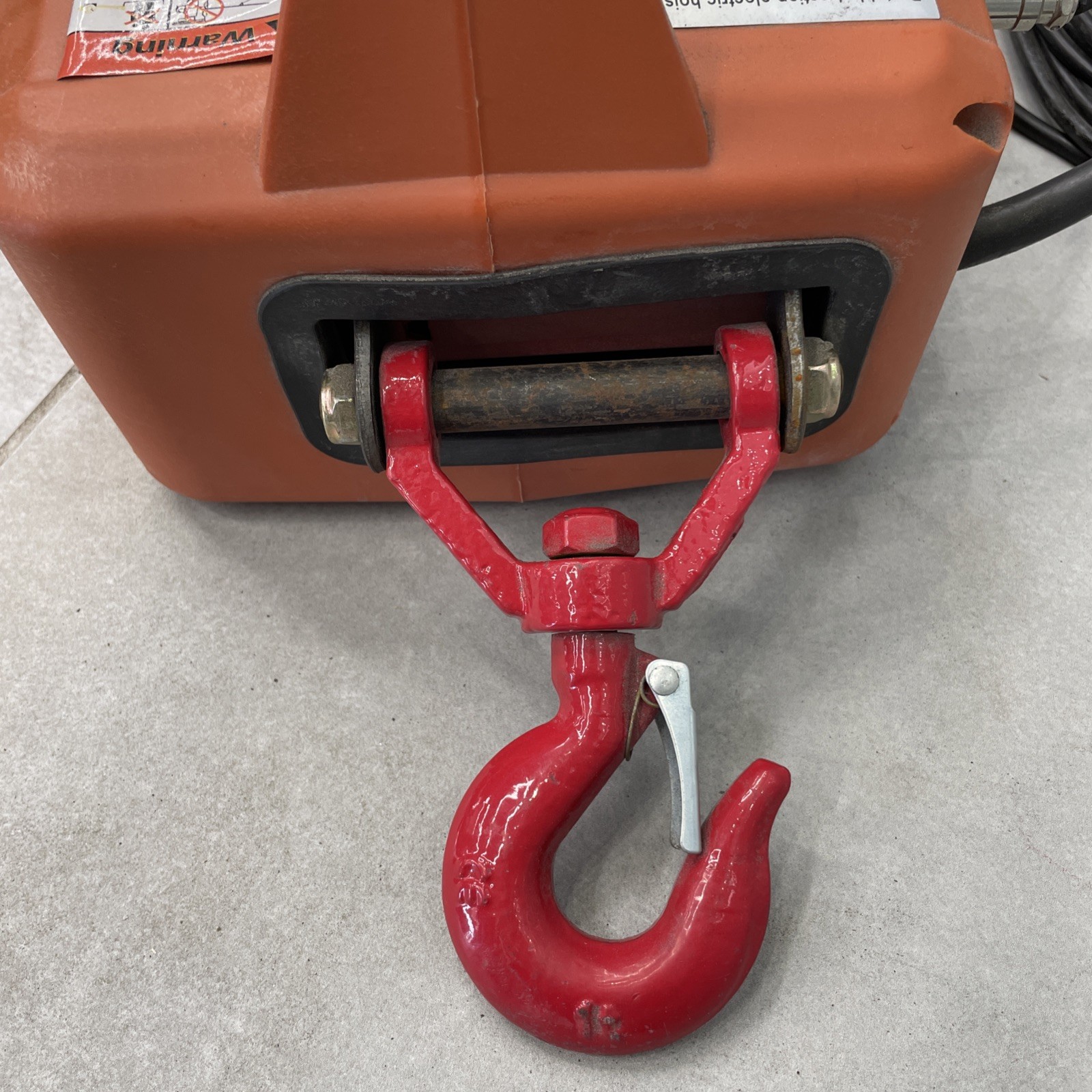 VEVOR Electric Hoist Winch Portable Hoist Crane 1100lbs w/ Wired Controller